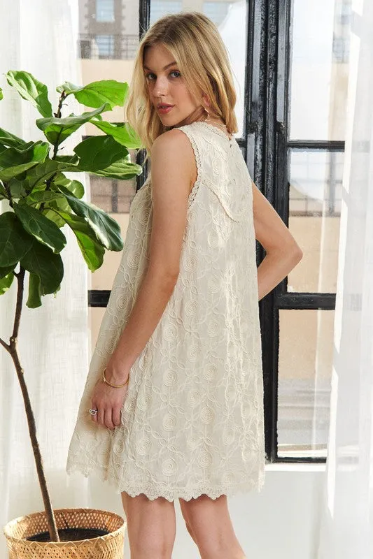 Applique Round Neck Sleeveless Beige Shift Dress