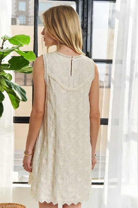 Applique Round Neck Sleeveless Beige Shift Dress