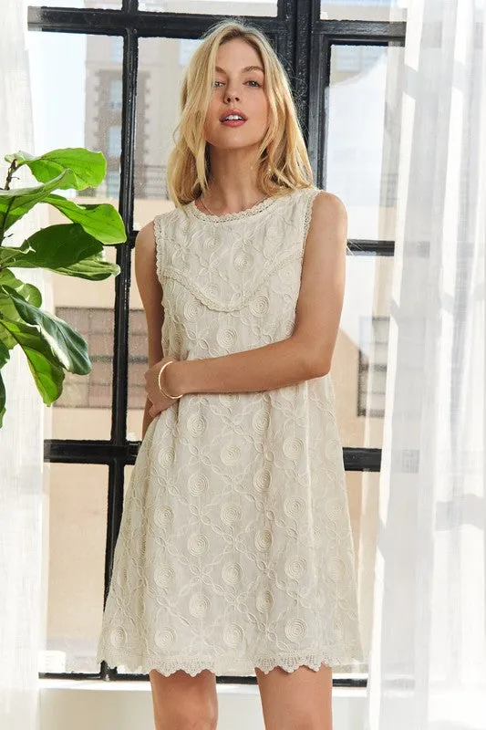 Applique Round Neck Sleeveless Beige Shift Dress
