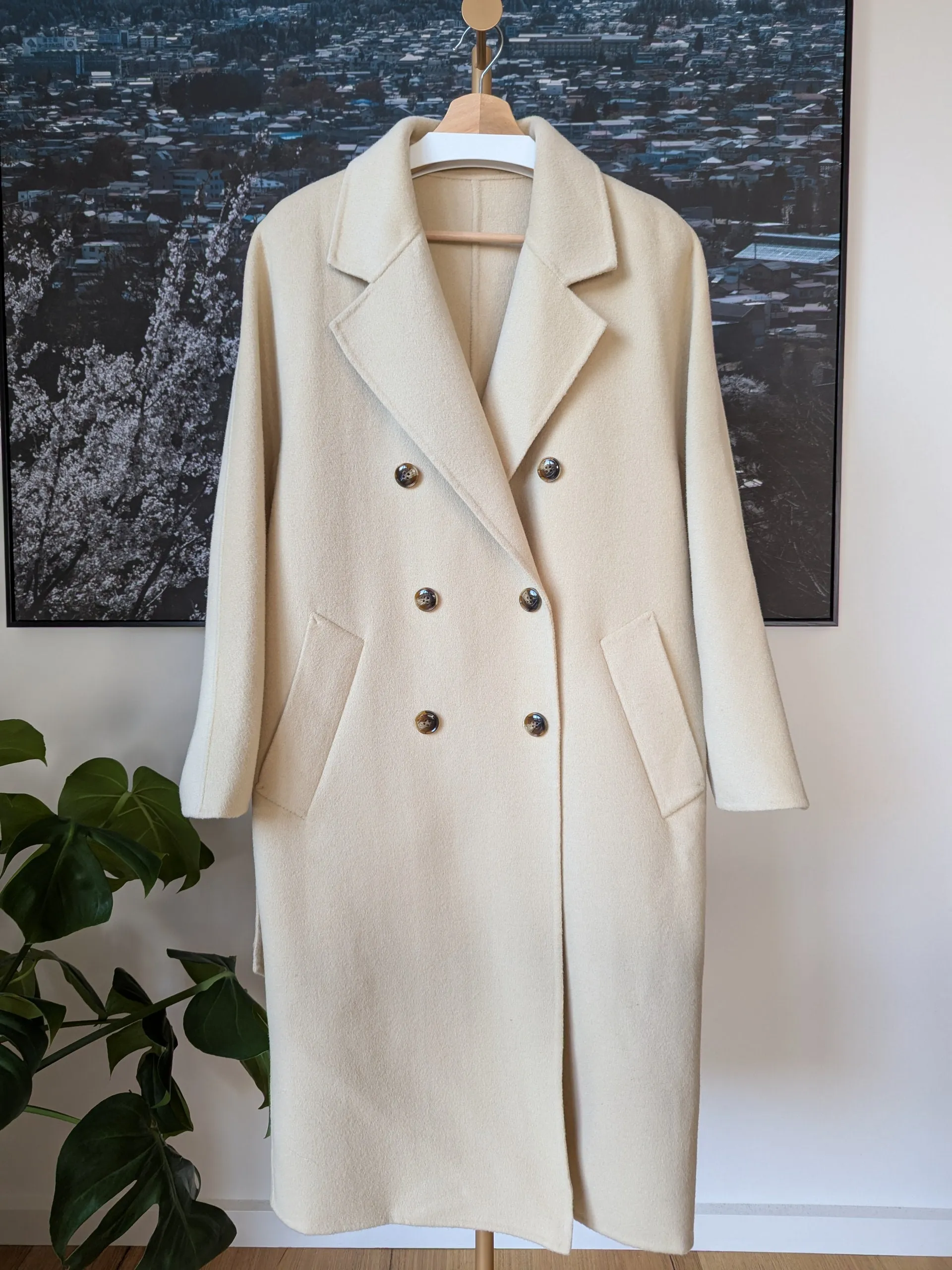 Brand New 100% Australian Wool Coat Size 12-16 FREE SHIPPING High Quality Wool 062