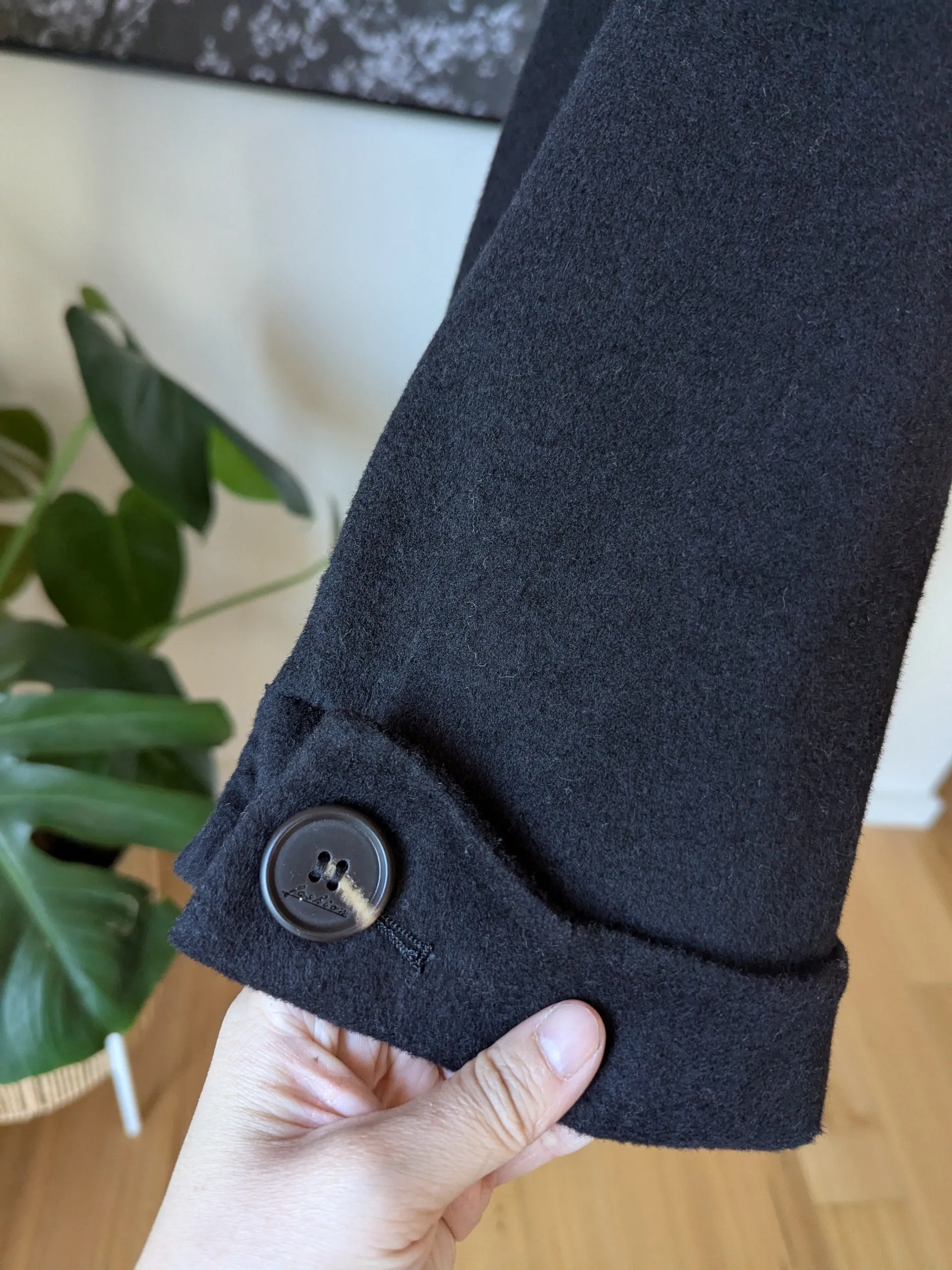 Brand New 100% Wool Coat Size 8-10 FREE SHIPPING High Quality Wool 086