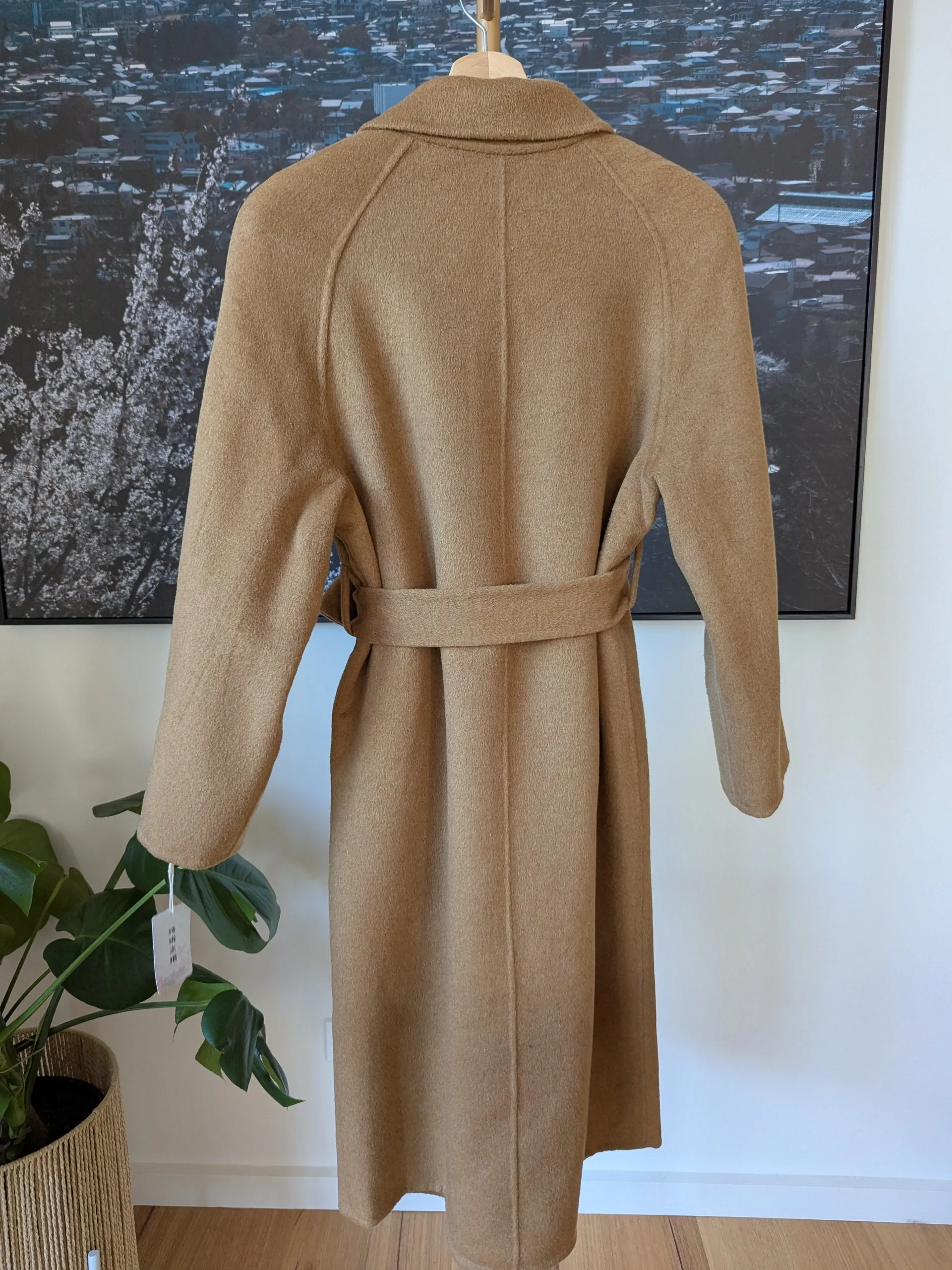 Brand New 100% Wool Coat Size 8-12 FREE SHIPPING High Quality Wool 141