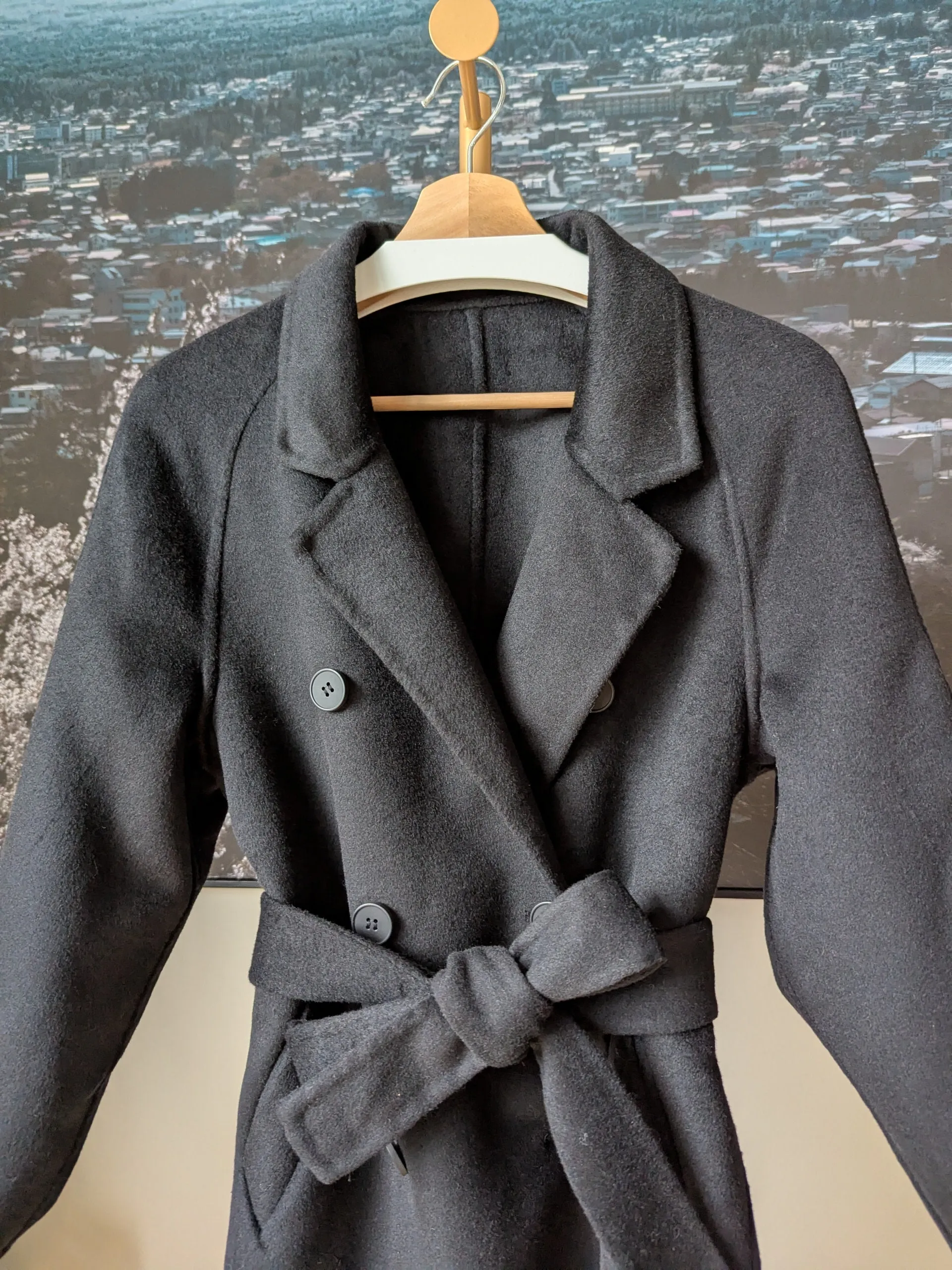 Brand New Wool Coat Size 8-10 FREE SHIPPING High Quality Wool 096