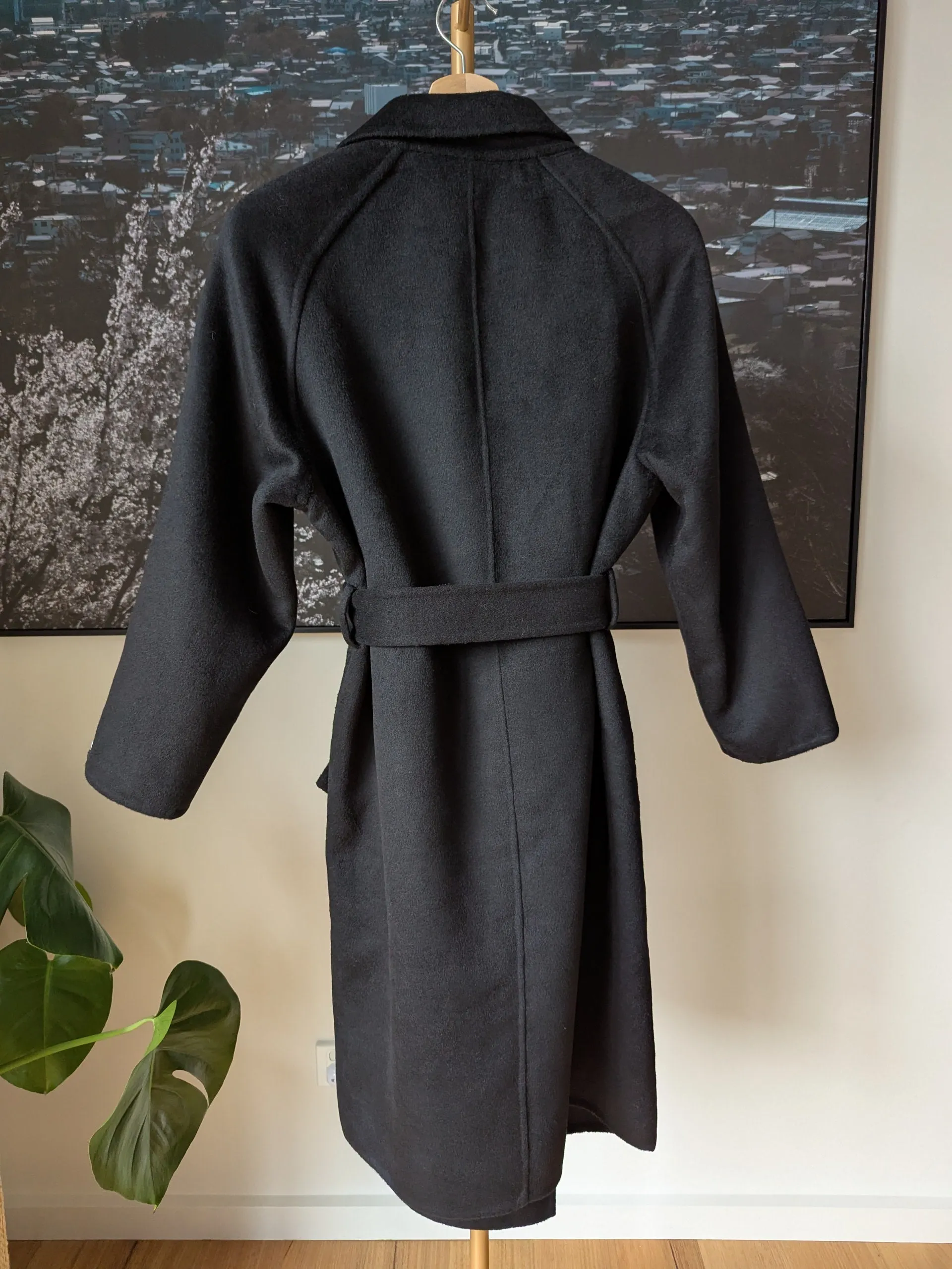 Brand New Wool Coat Size 8-10 FREE SHIPPING High Quality Wool 096