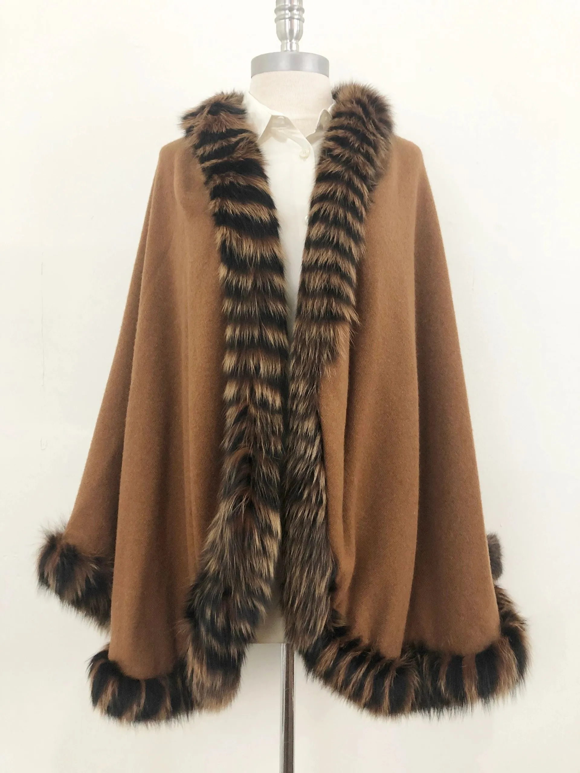 Buonuomo Reversible Cashmere Cape With Fur Trim