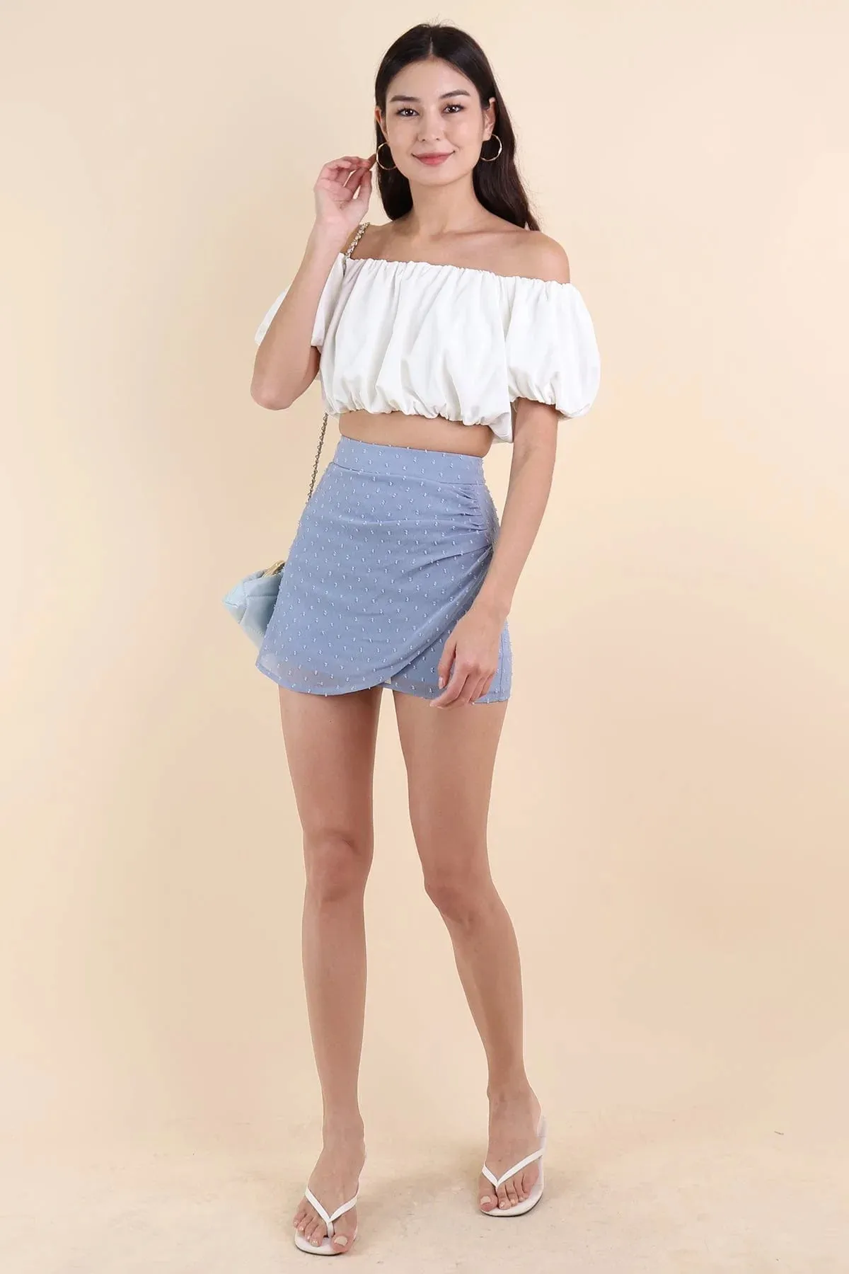 CECIL OFF SHOULDER TOP IN WHITE