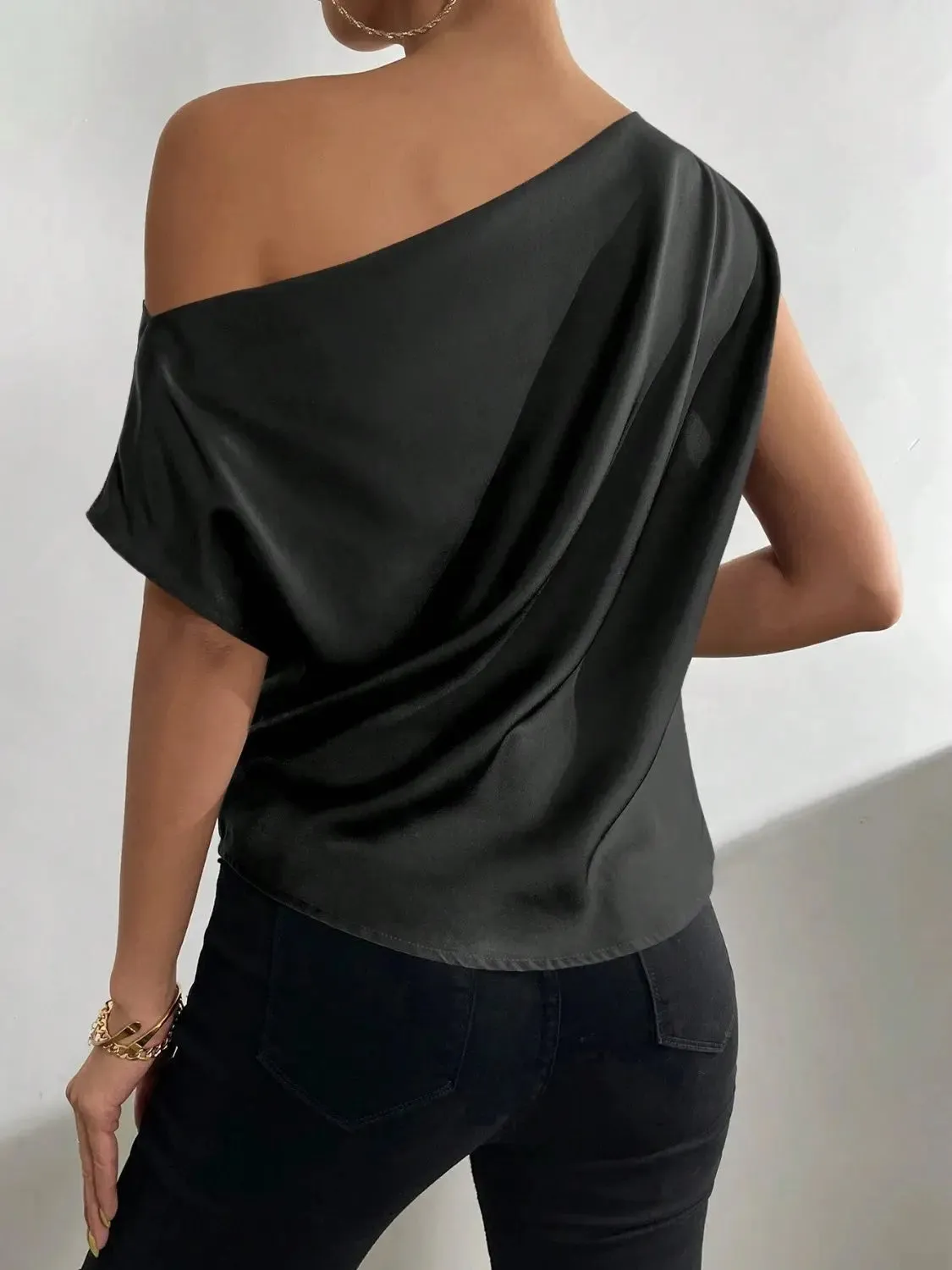 'Ceridwen' Rushed Off Shoulder Blouse