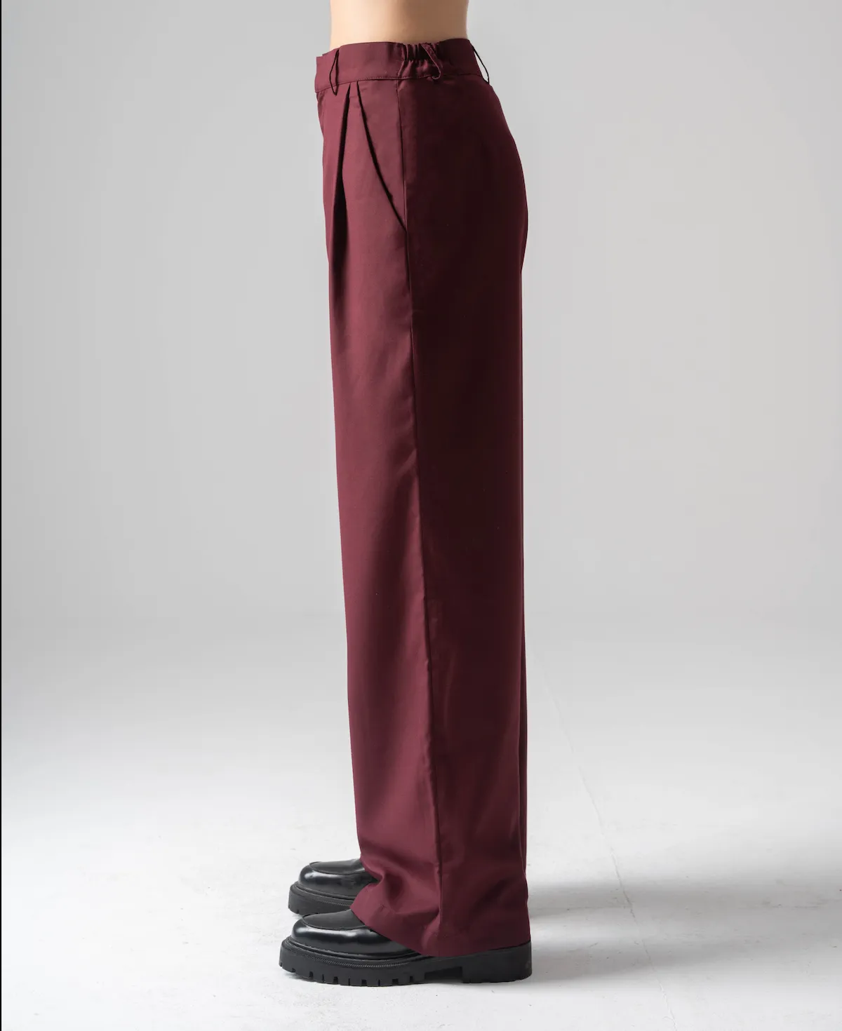 CLASSIC TAILORED PANTS