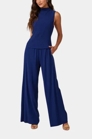 Clean Wide Leg Pant