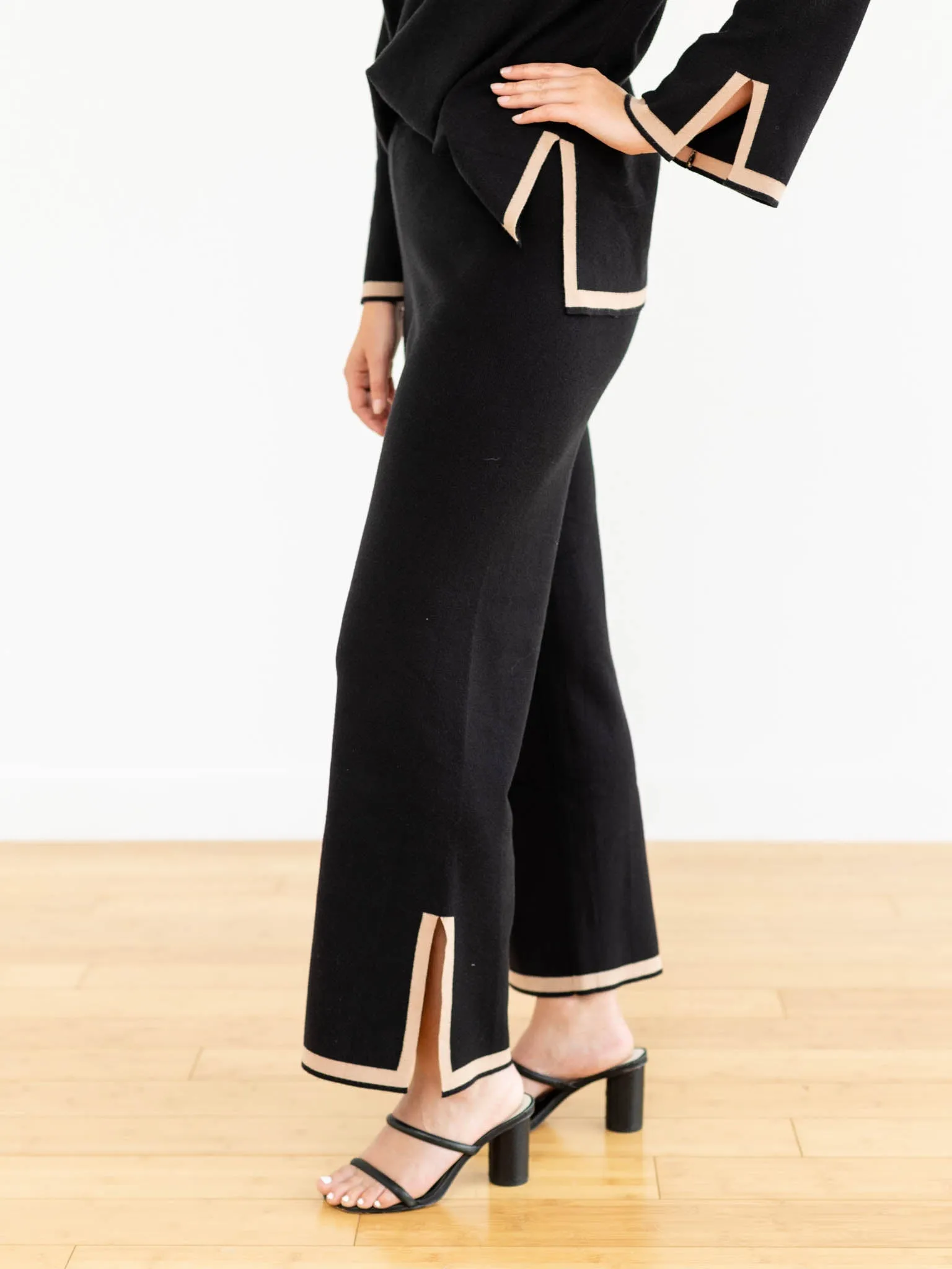 Contrasting Hem Sweater Pant