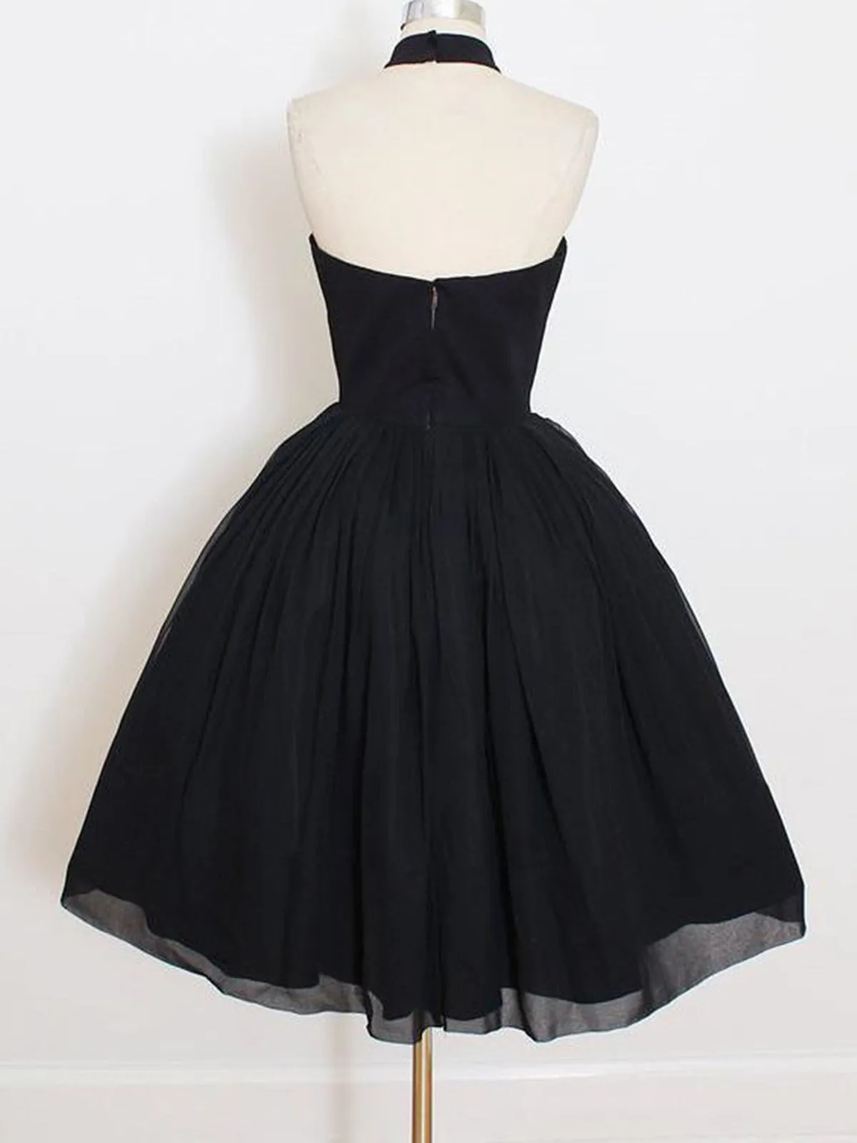 Custom Made Black Halter Short  Homecoming/Graduation Dresses, A Line Open Back Short Prom Evening Party Dresses