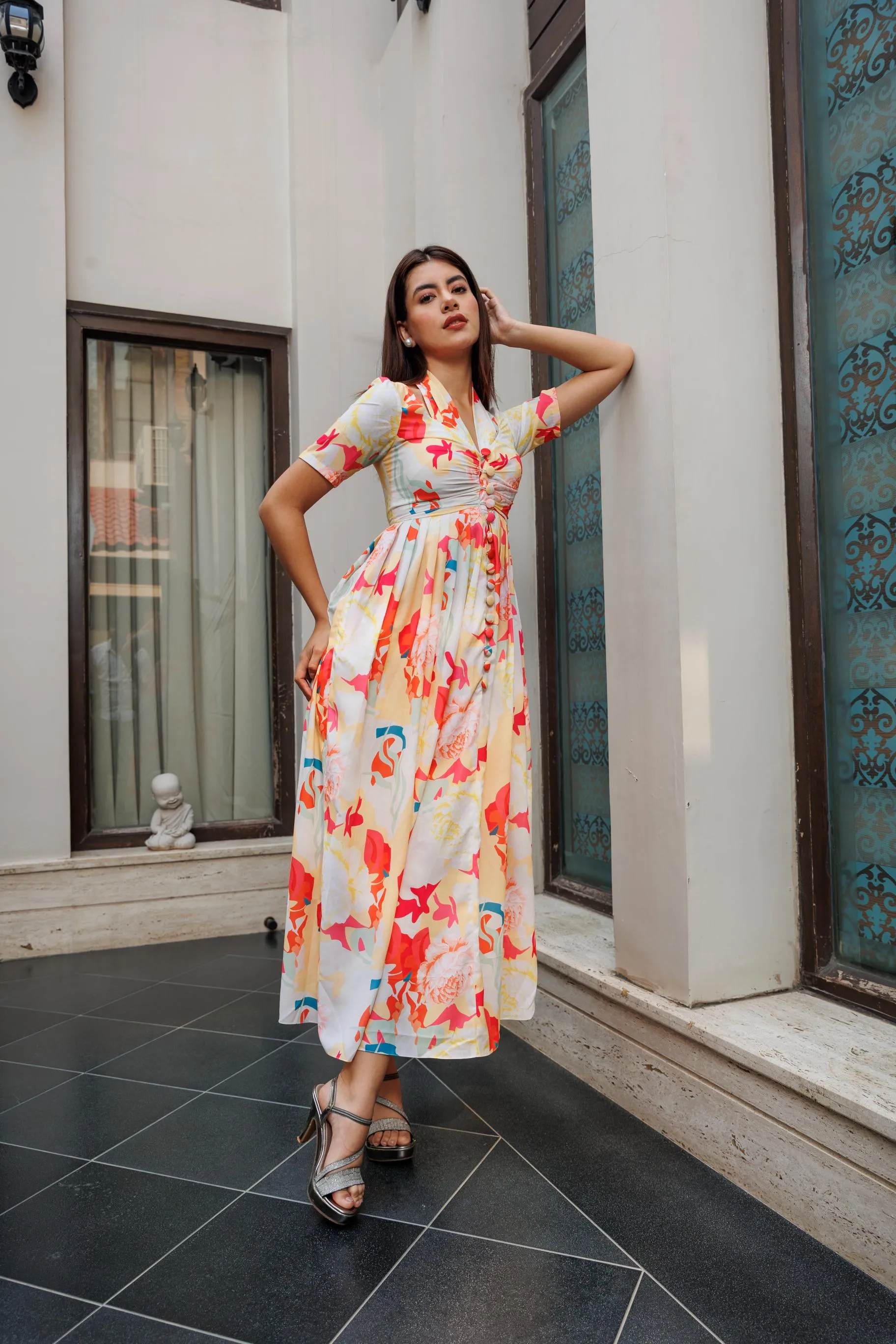 Feeling High - printed halterneck maxi dress