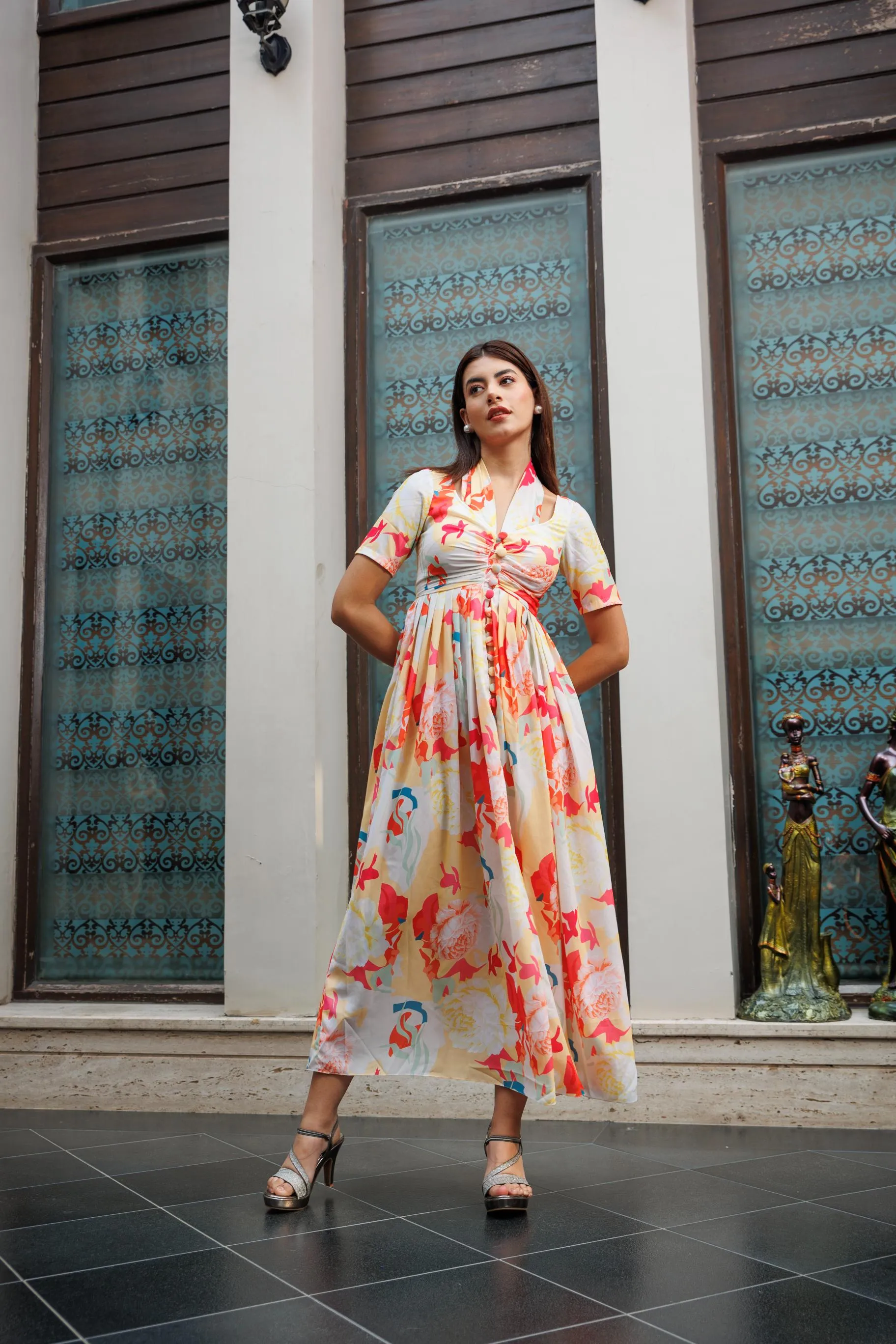 Feeling High - printed halterneck maxi dress