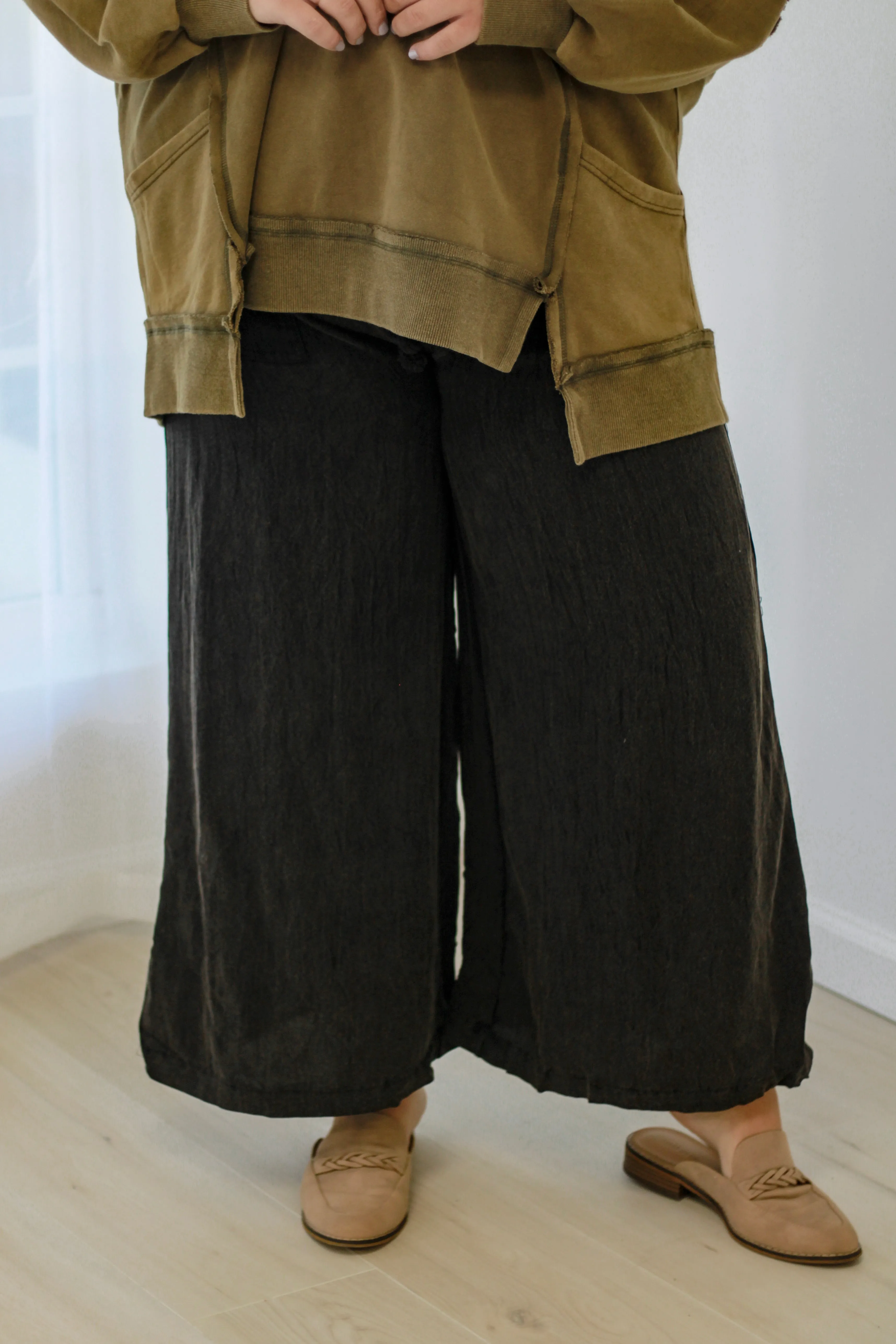 Follow My Lead Washed Pants in Ash