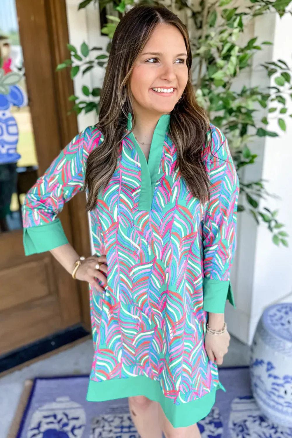 Geometric Print Shift Dress with Split Neck and Bracelet Sleeves