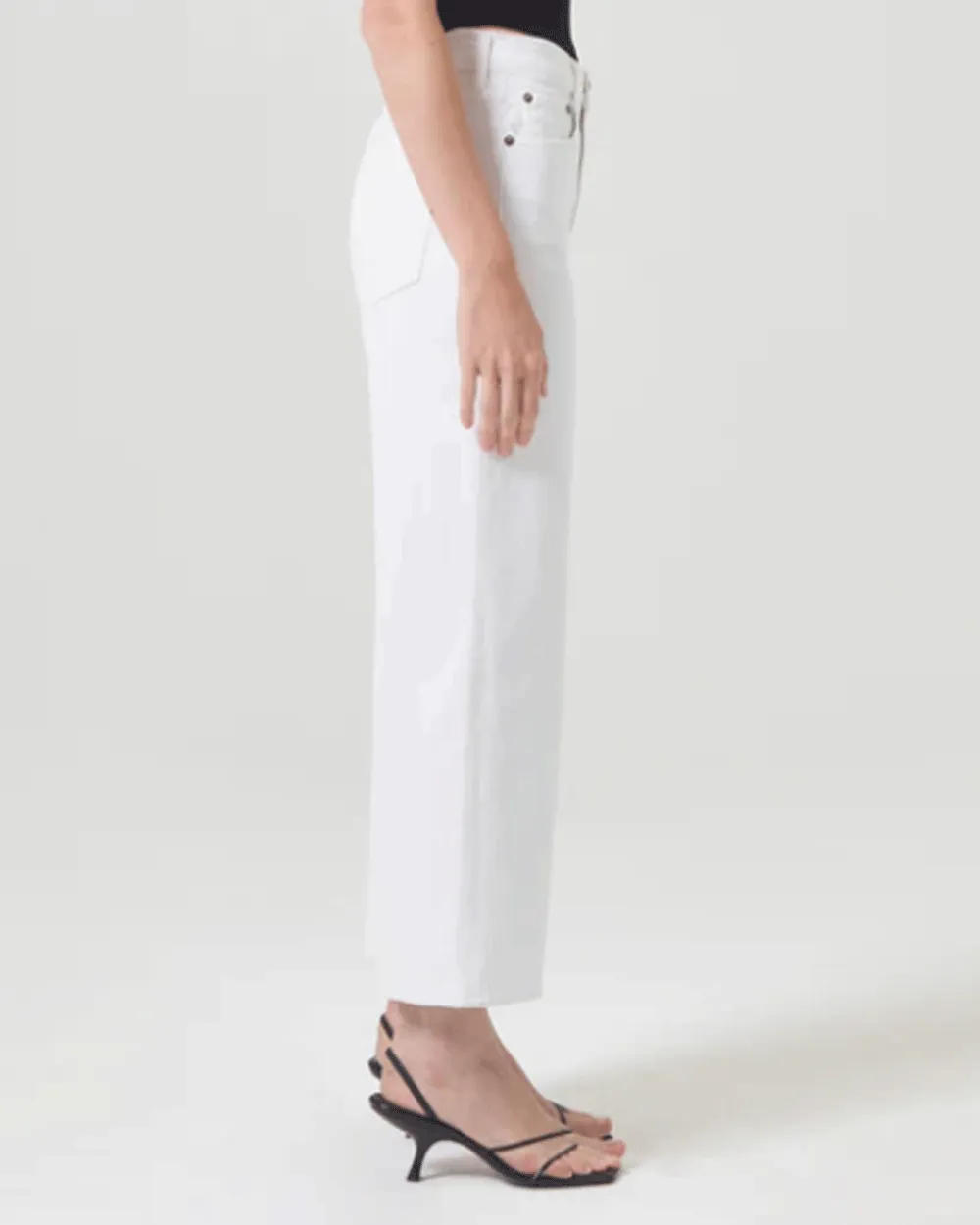 Harper Crop Jean in Sour Cream