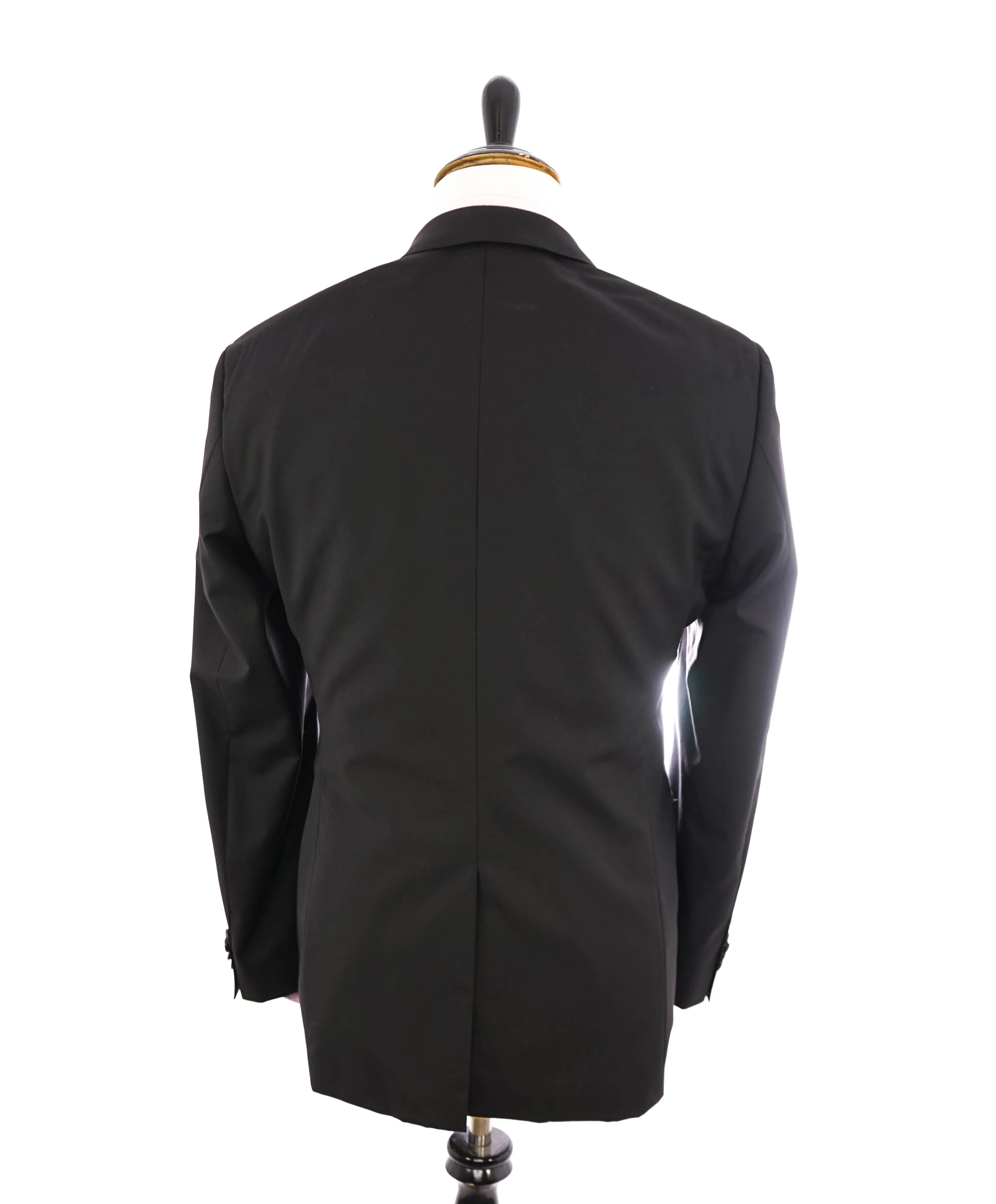 HUGO BOSS - "GUABELLO Super 130's" Solid Black Notch Lapel Suit - 40R