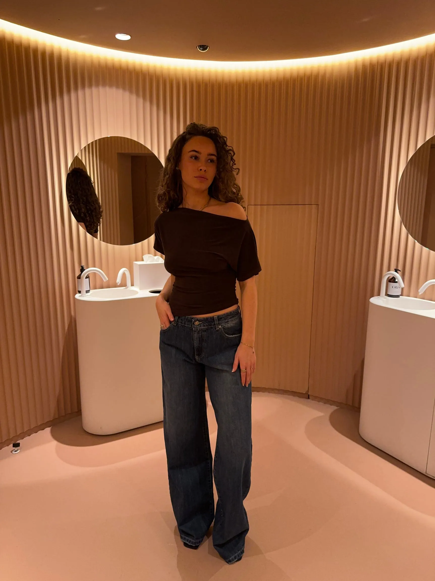 Jovy | Brown Off-Shoulder Top