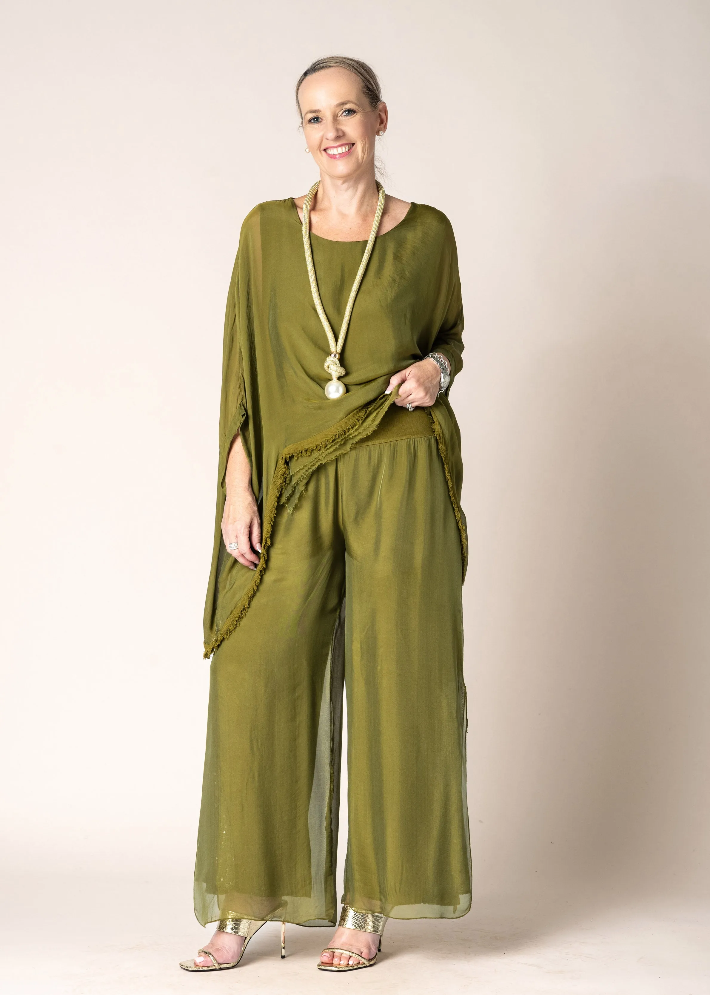 Karolina Silk Pants in Green Olive