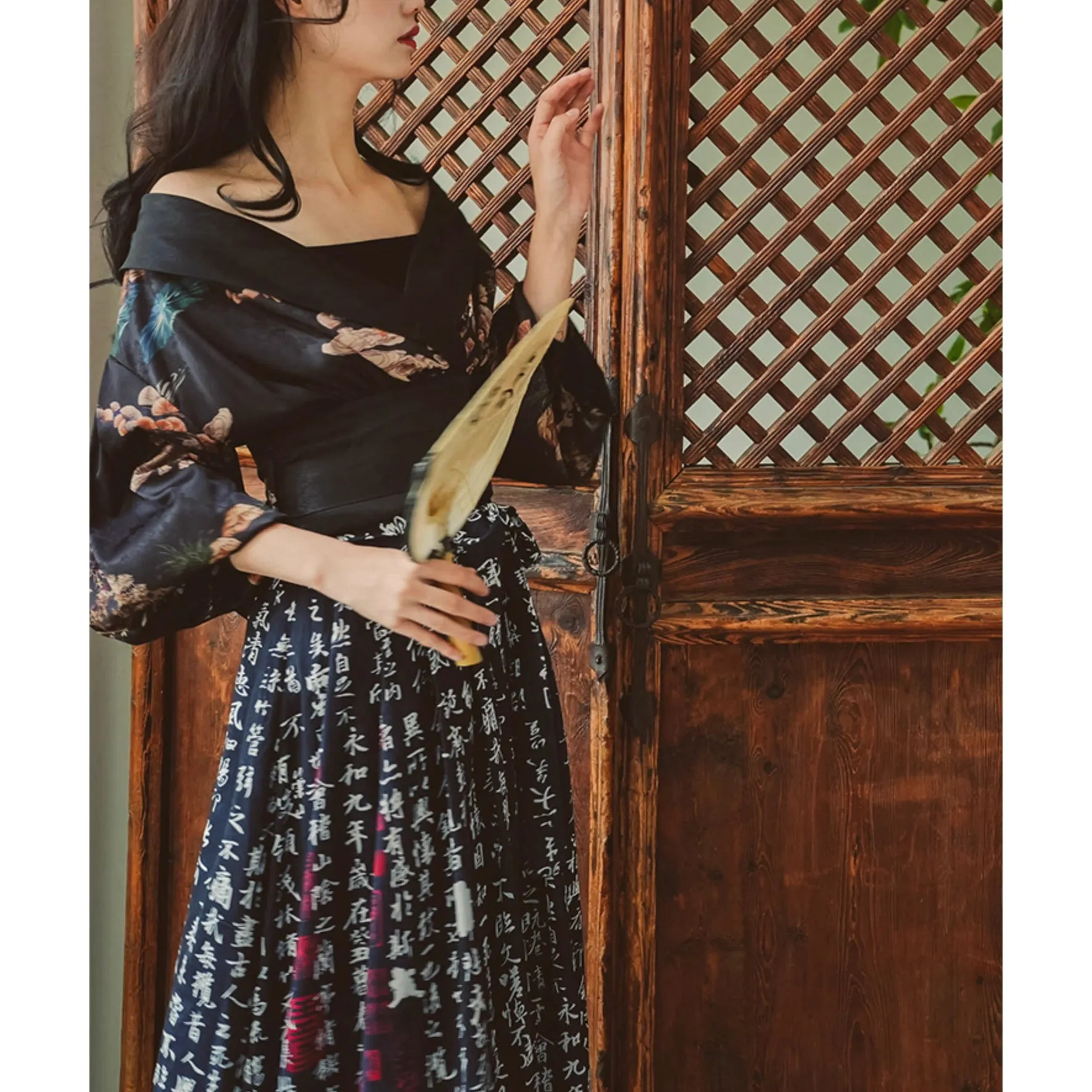 Kimono-style off-shoulder tops