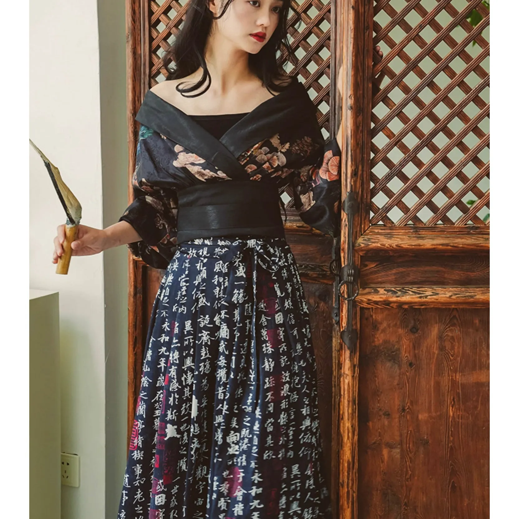 Kimono-style off-shoulder tops