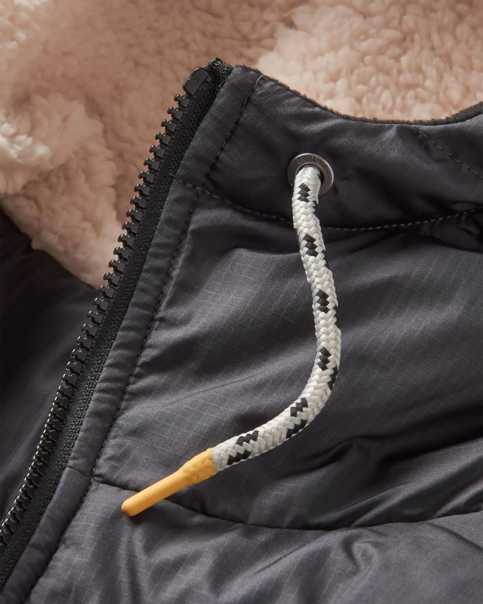 Kinsey 2.0 Recycled Jacket - Phantom Black