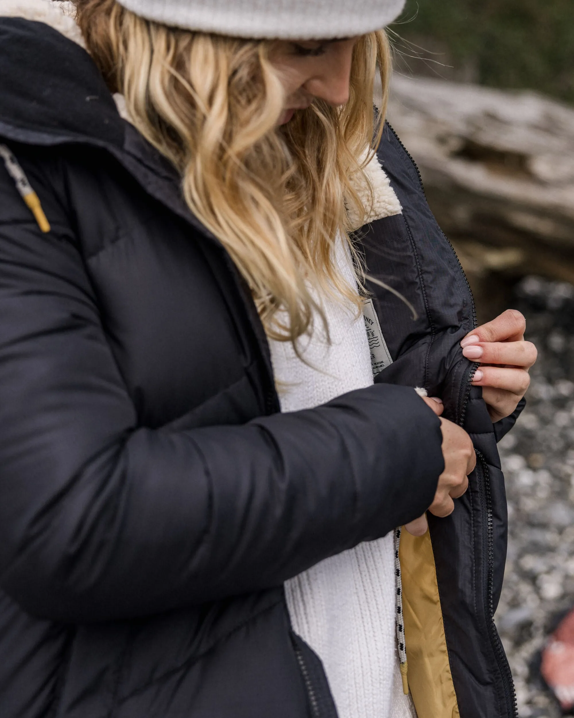 Kinsey 2.0 Recycled Jacket - Phantom Black