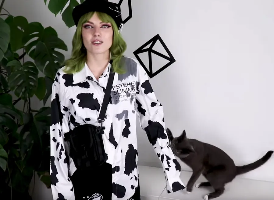 Matching milk shirt KF80027