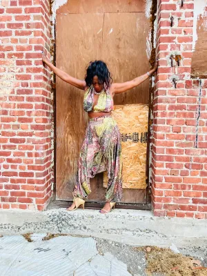 Nylia 2 Piece
