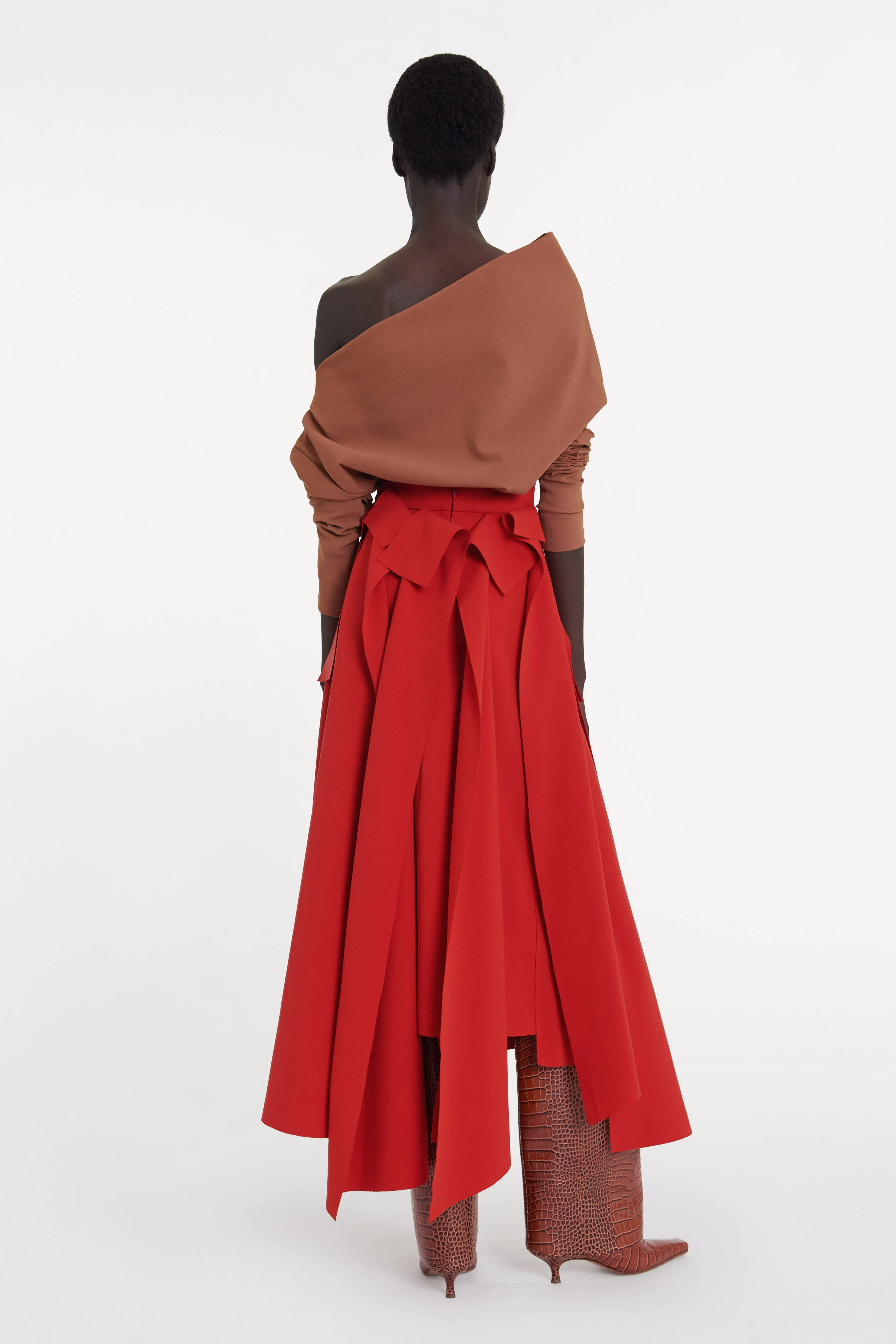 Off Shoulder Asymmetric Longsleeve Top Ginger