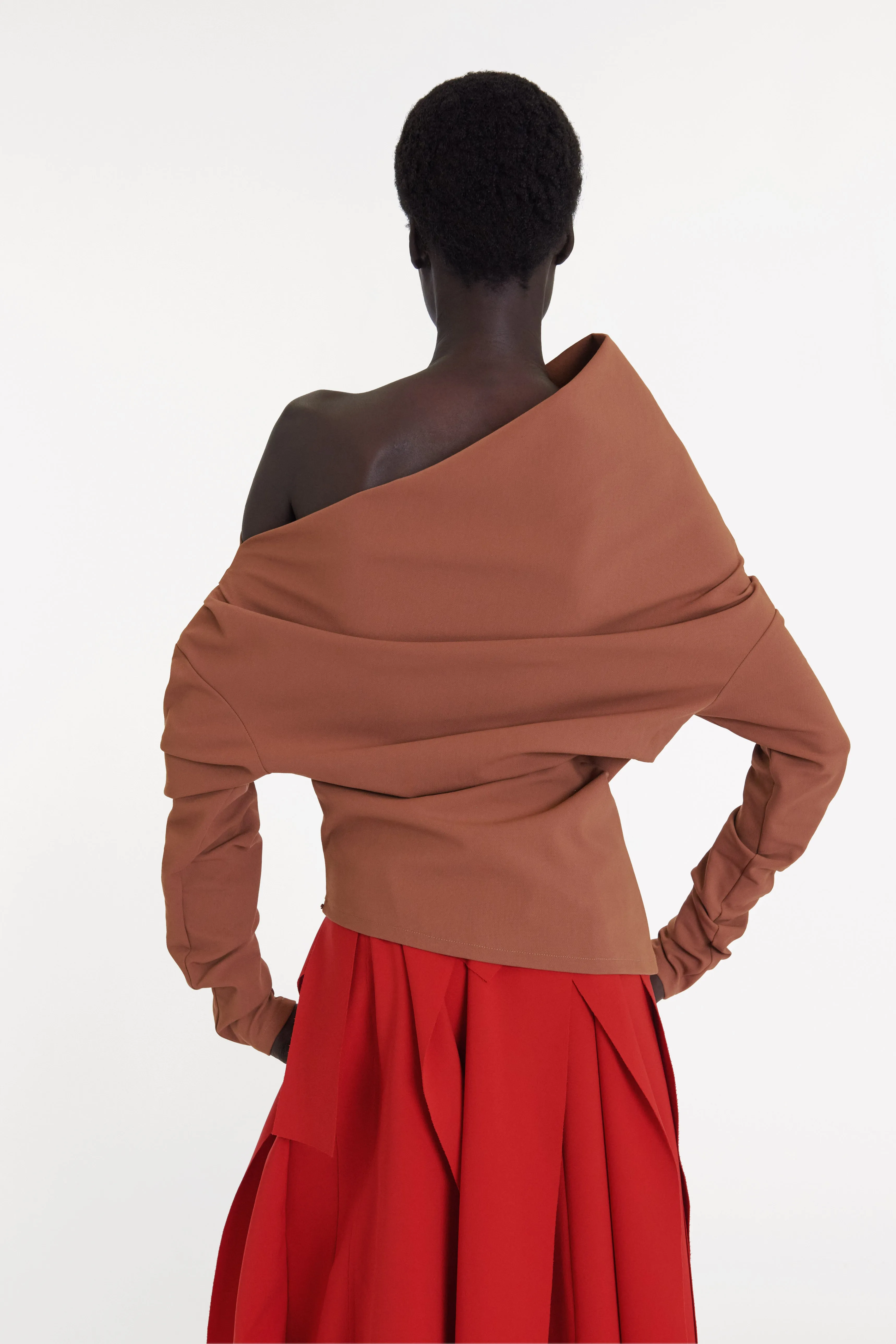 Off Shoulder Asymmetric Longsleeve Top Ginger