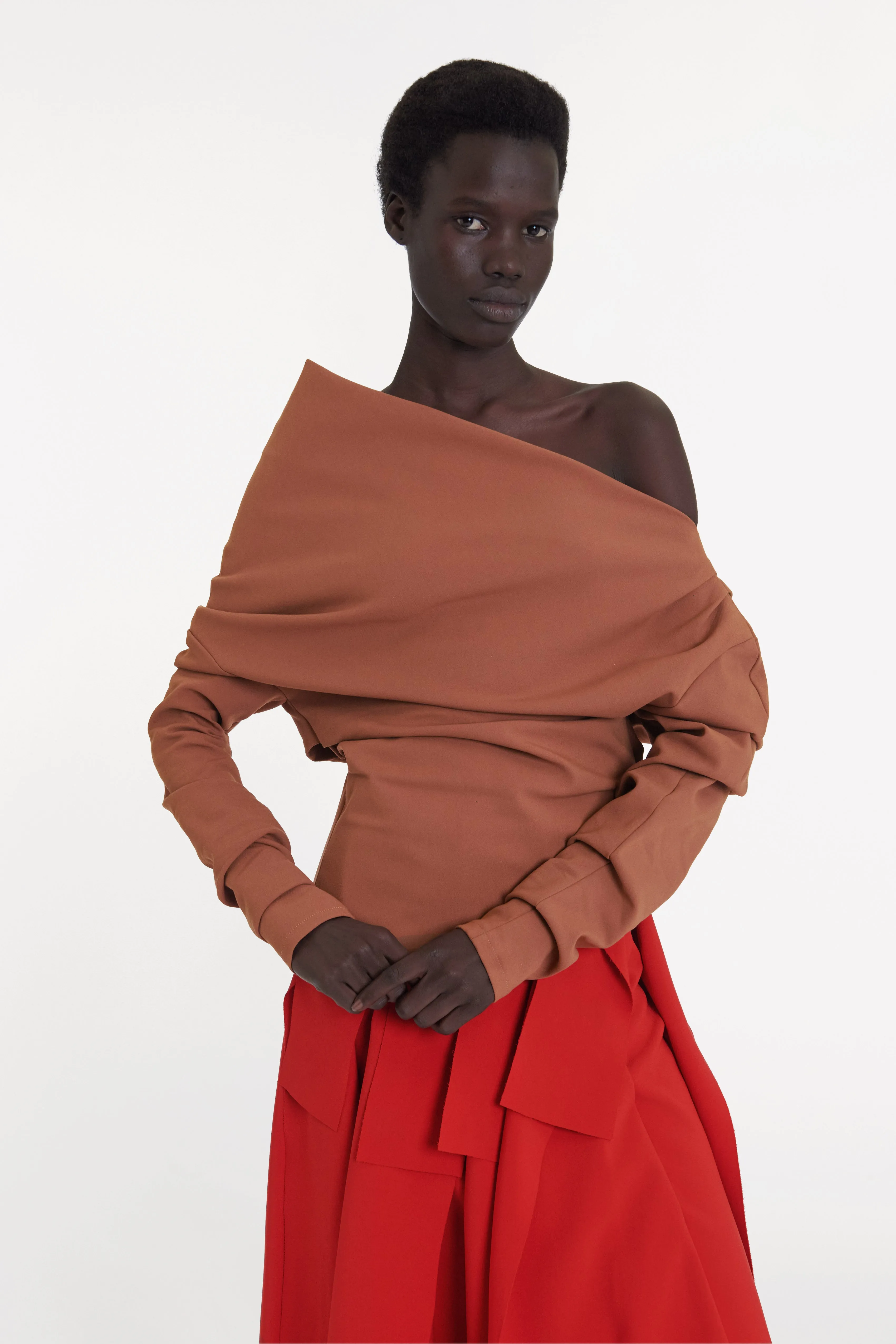 Off Shoulder Asymmetric Longsleeve Top Ginger