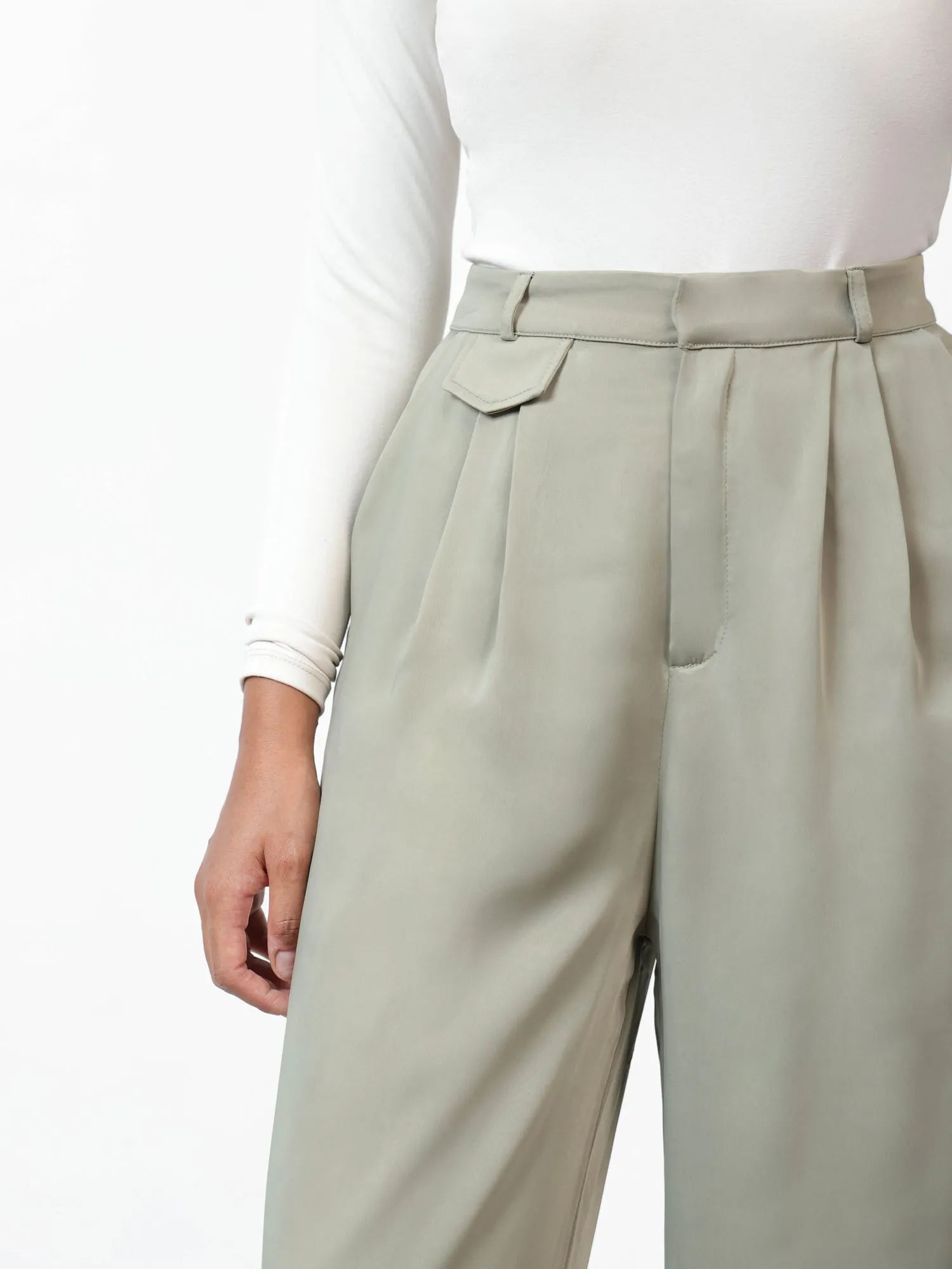 Pleated Flap Detail Wide Leg Pant
