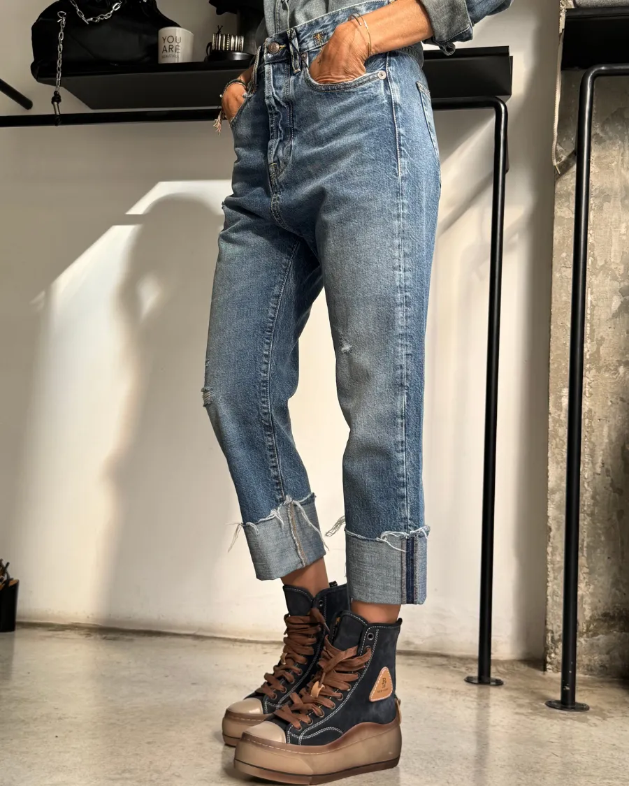 R13 - Tailored Drop Jean