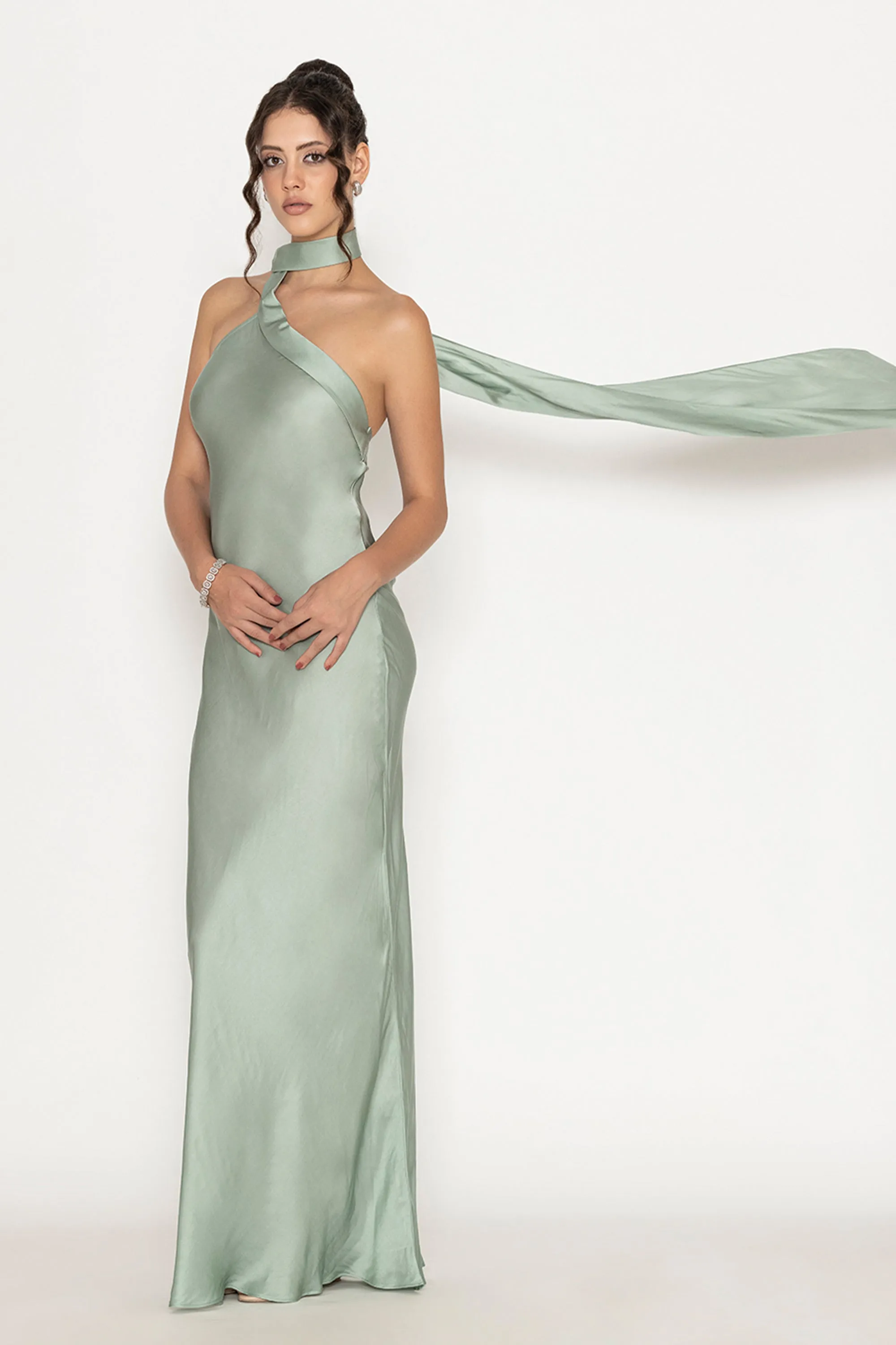 Sacre Gown