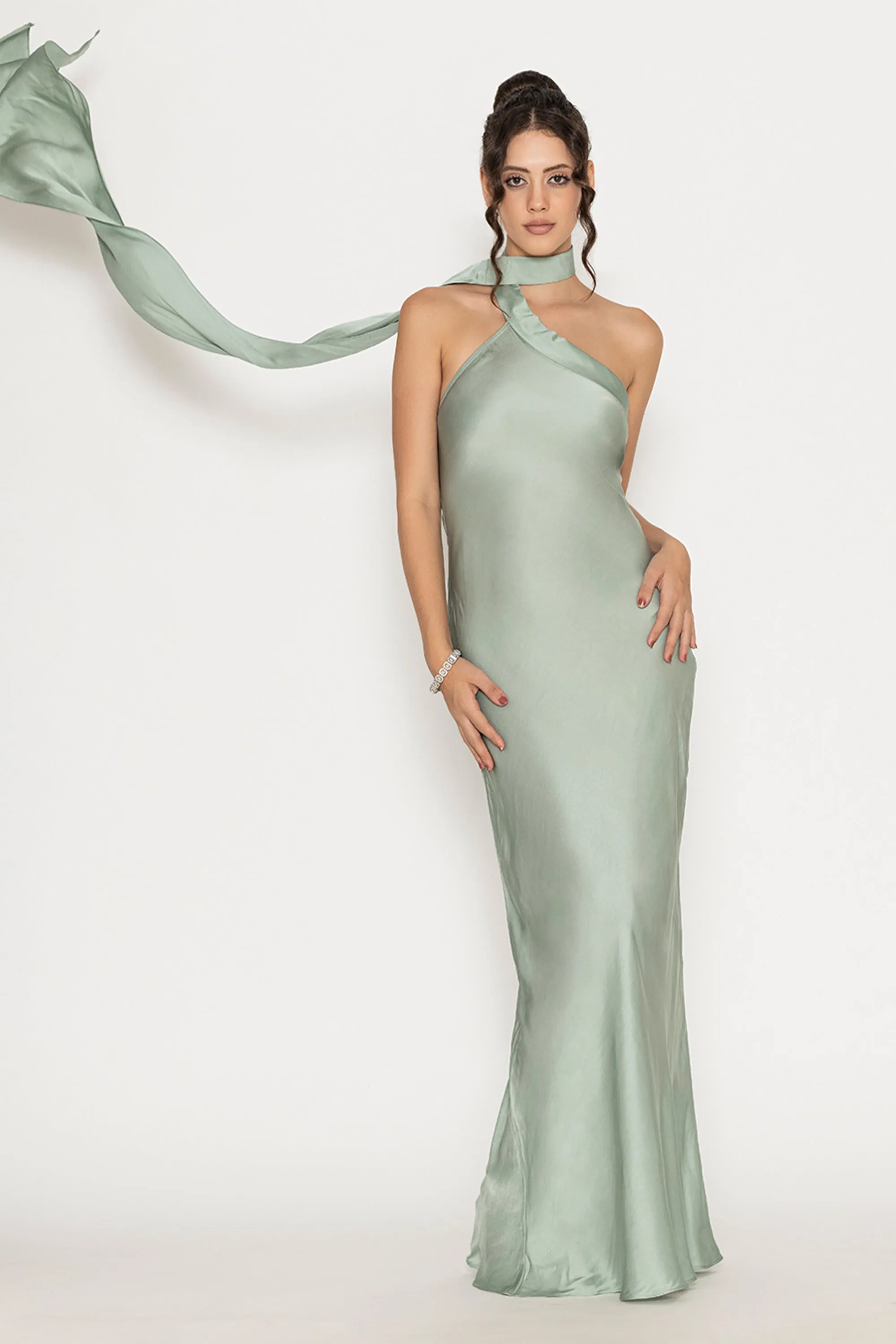 Sacre Gown