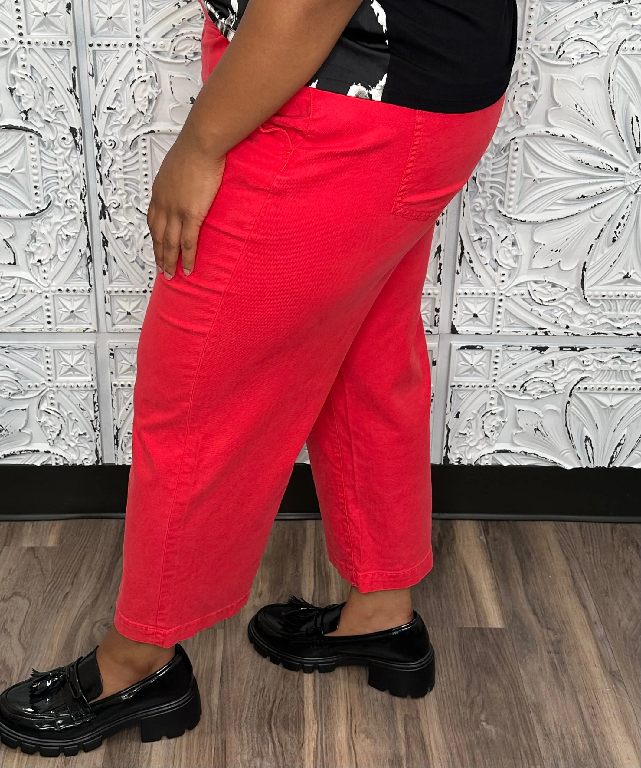 Stride High Rise Crop Wide Leg