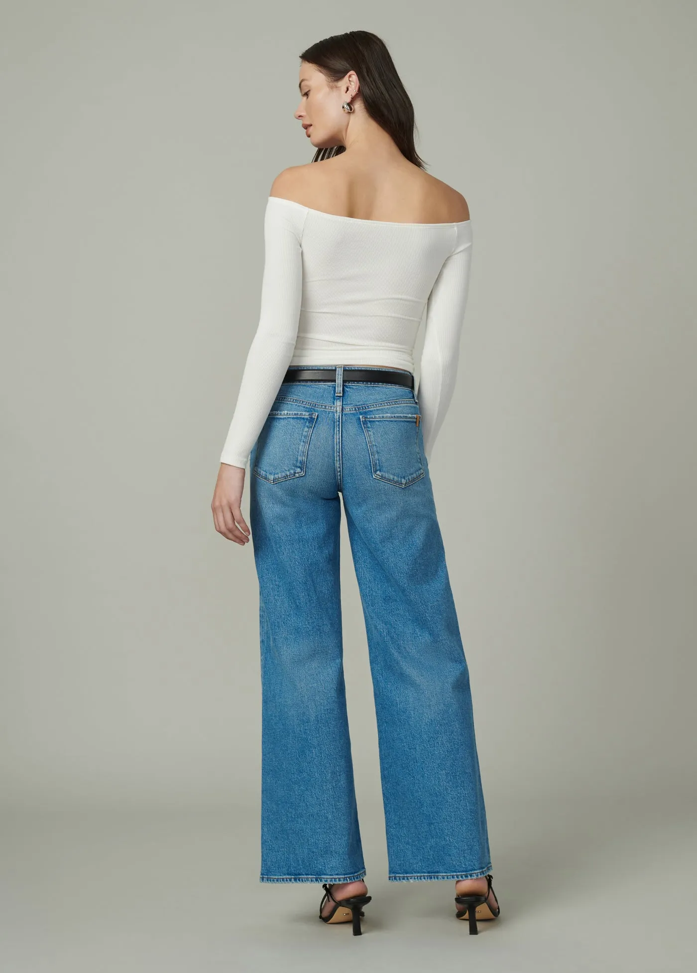 THE DEVIN OFF THE SHOULDER TOP