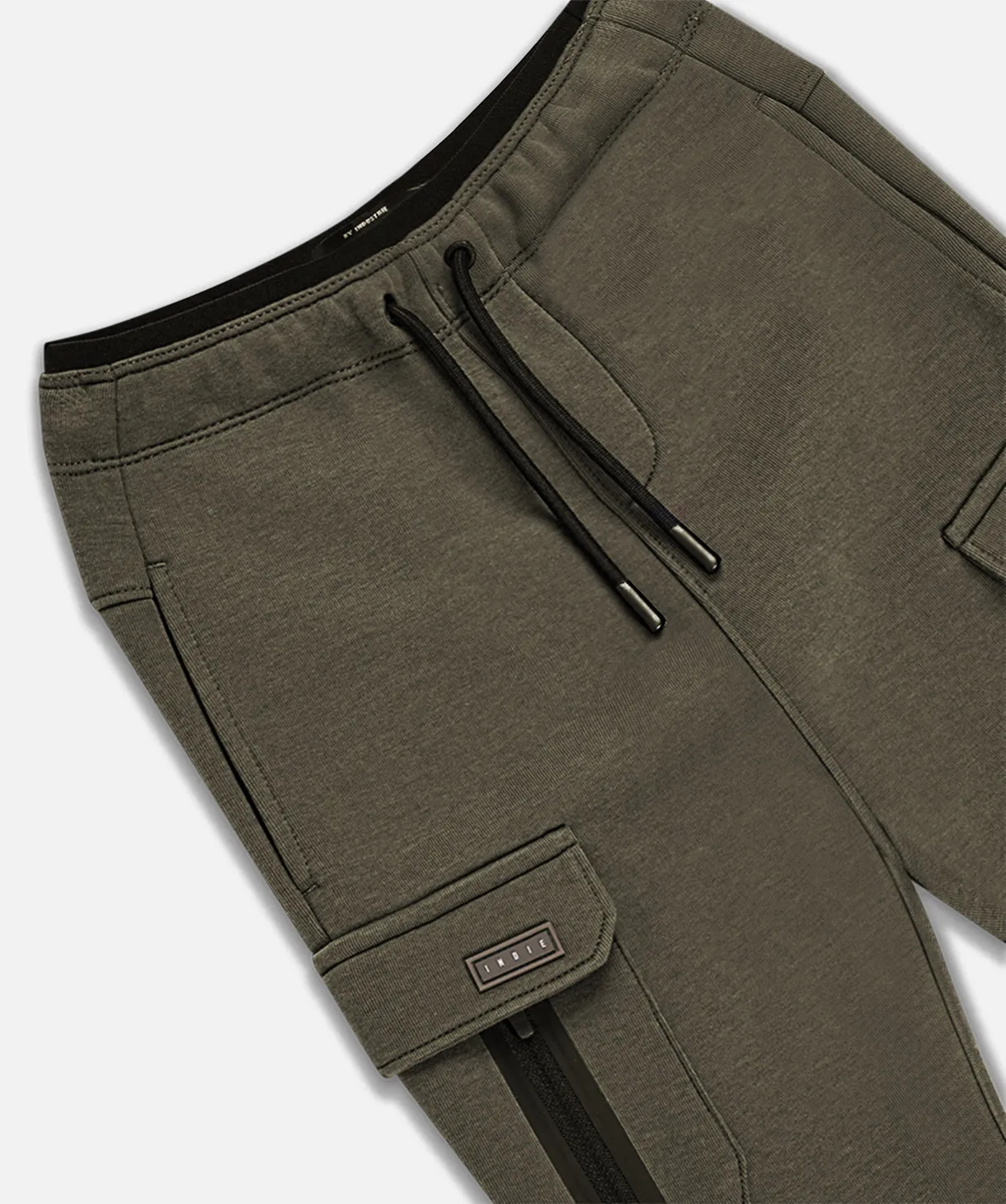 The Romaine Tech Trackie - Jungle Black