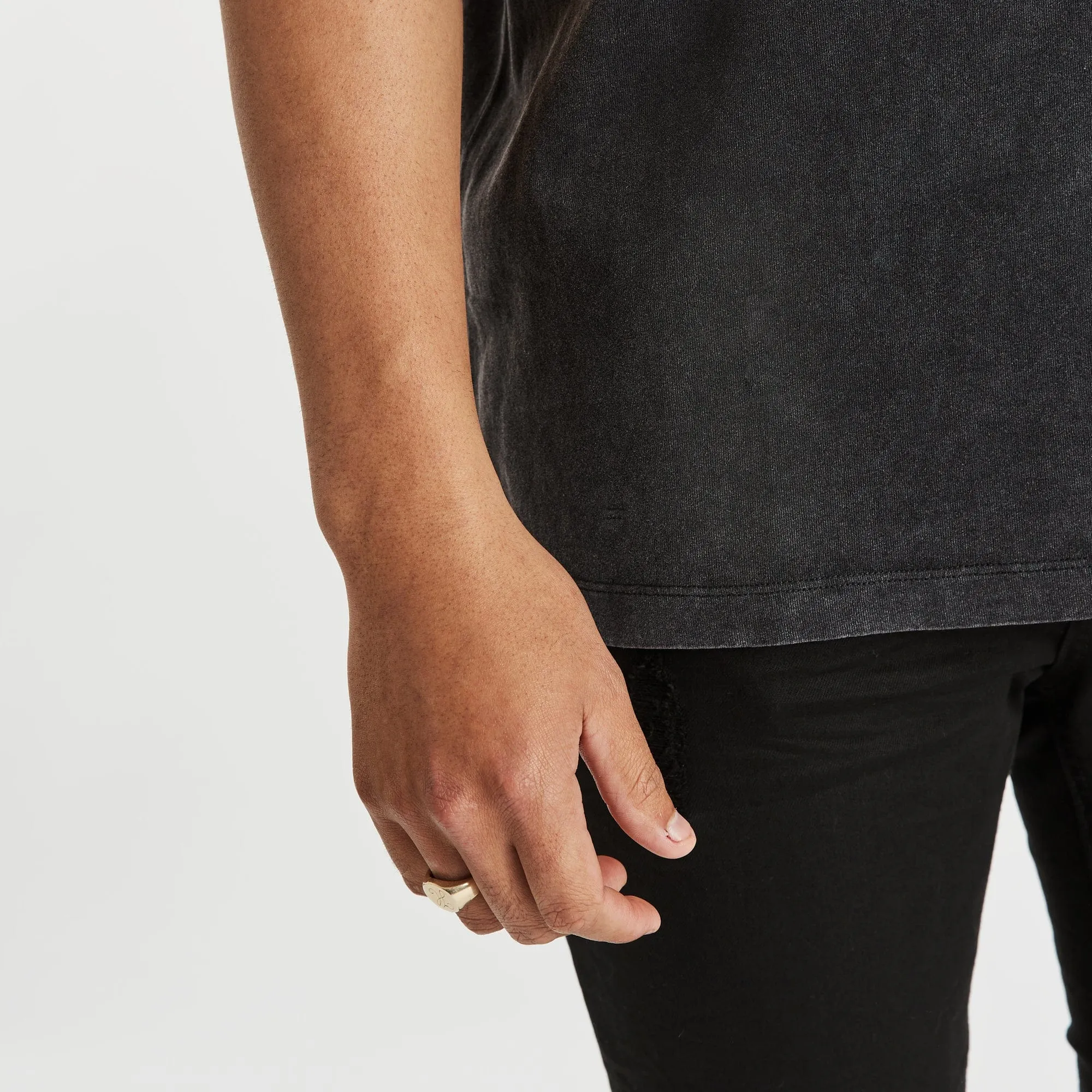 Uncaged Relaxed T-Shirt Mineral Black