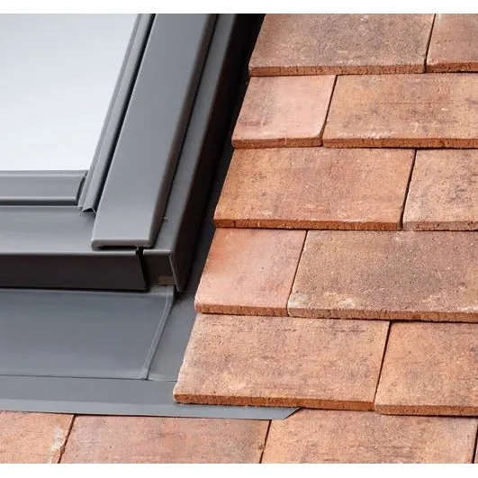 VELUX GGL MK08 S15P01 White Painted Conservation Window for Plain Tiles (78 x 140 cm)