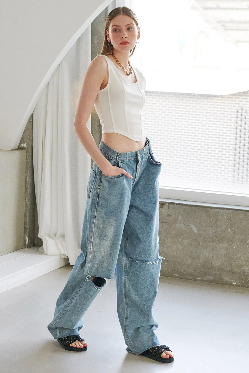 Vera Slash Cutout Jeans