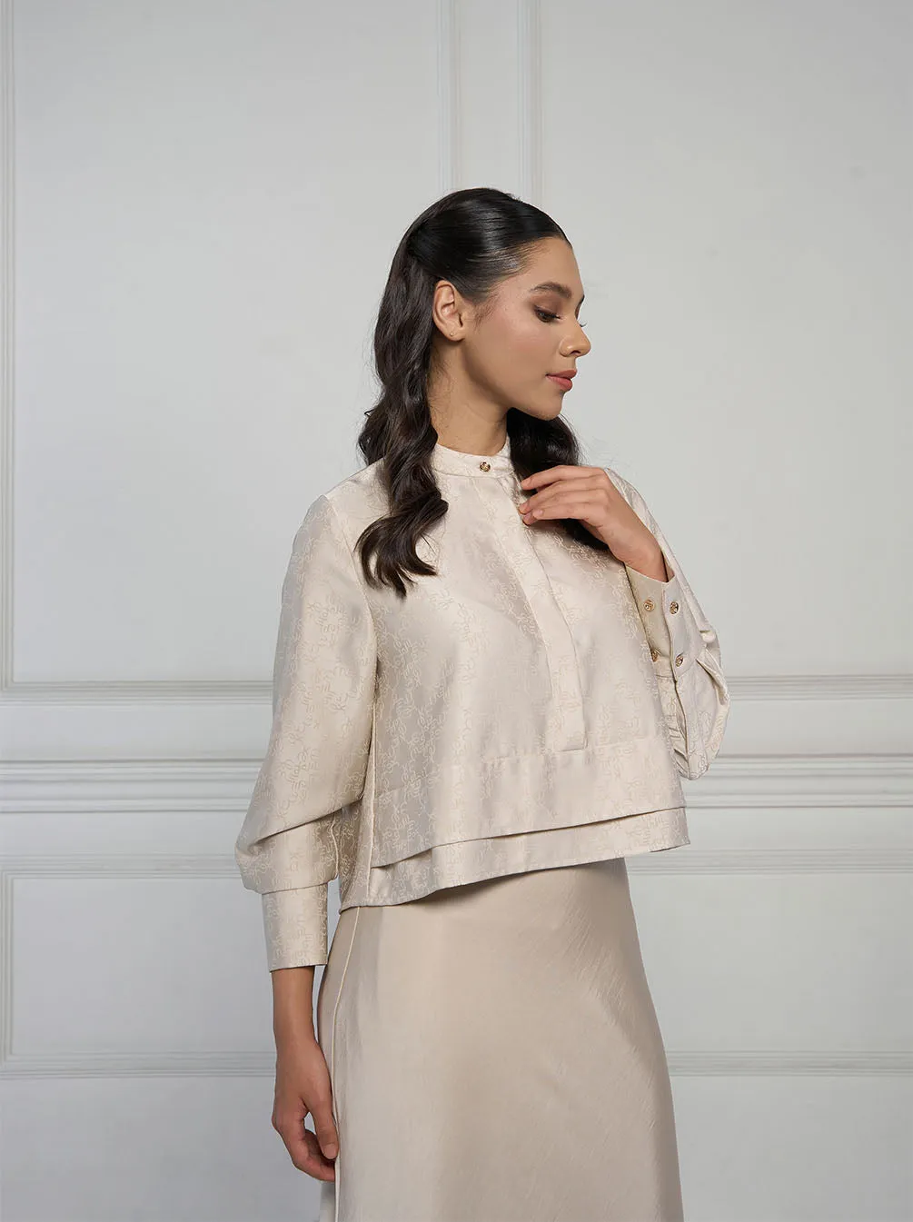 VIAN PLEATED TOP KHAKI