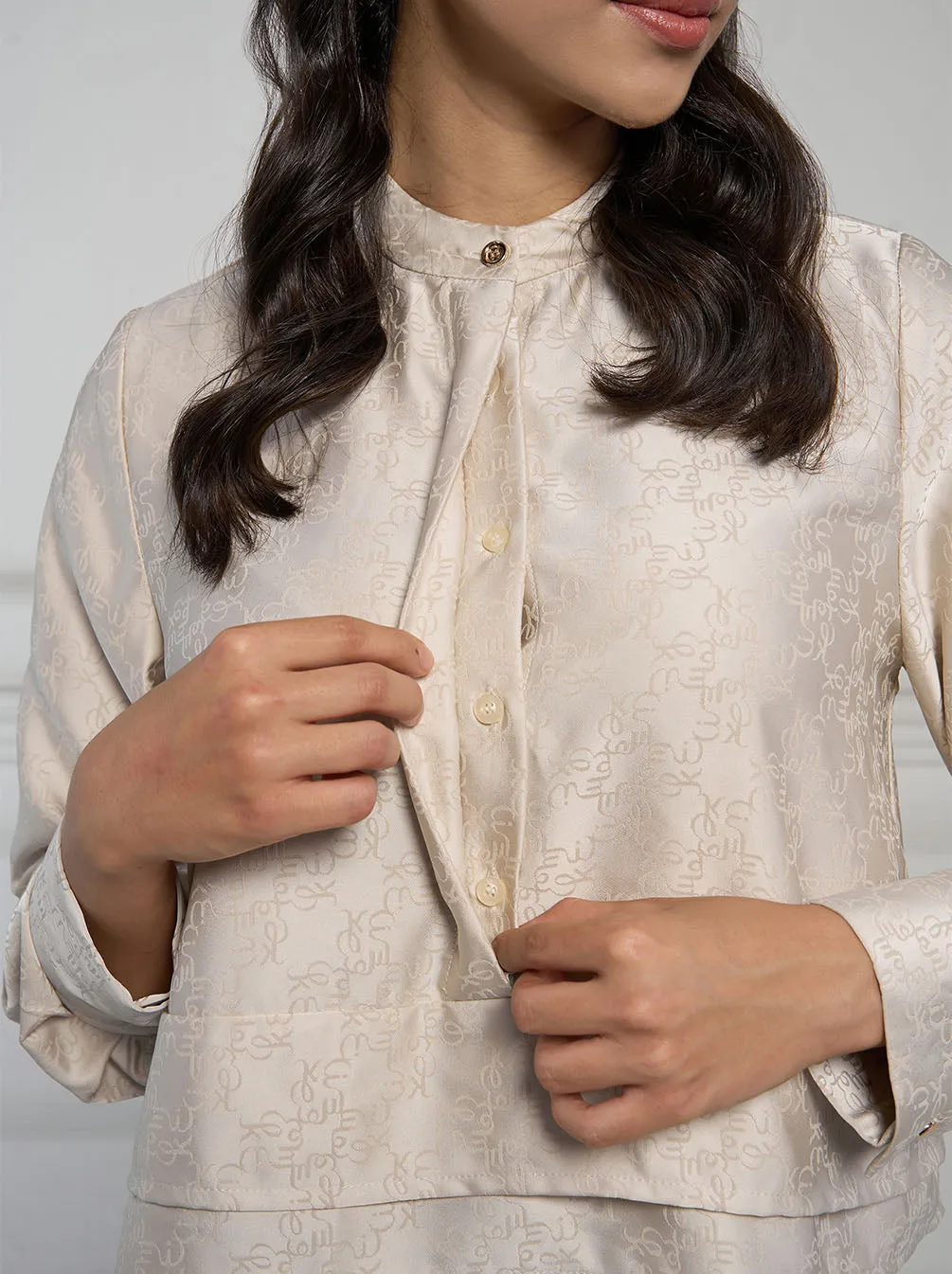 VIAN PLEATED TOP KHAKI