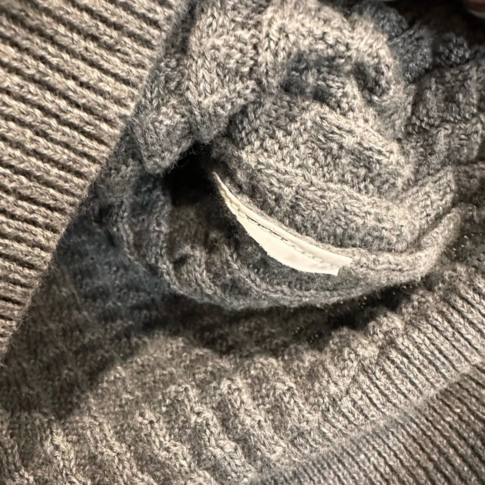 Vintage Armani Exchange Long Sleeve‎ grey sweater Size M