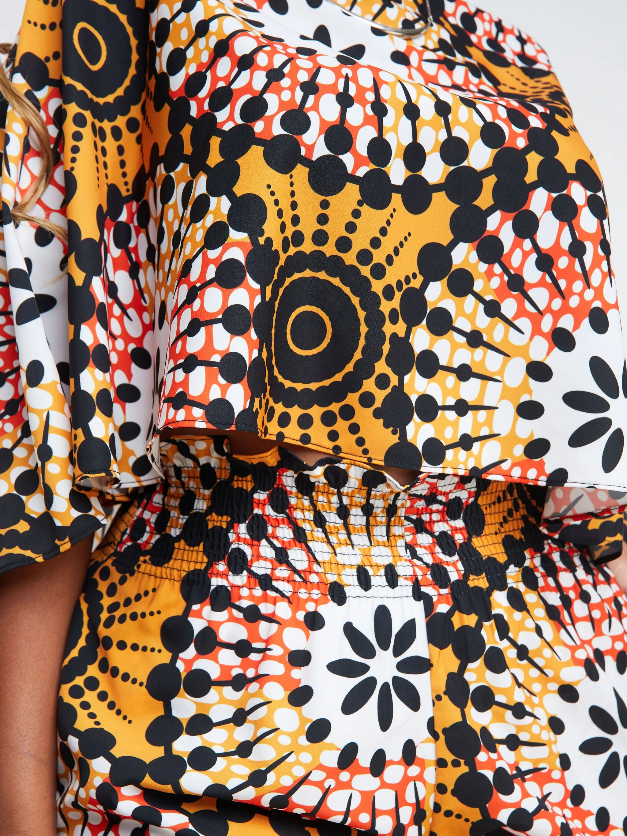 Vivo Sana Cape Top - Mustard / Orange Abstract Print