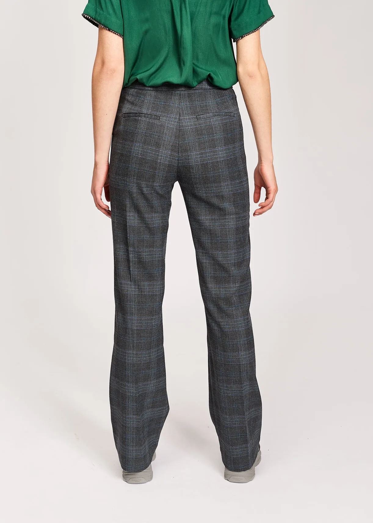 Wide leg pants