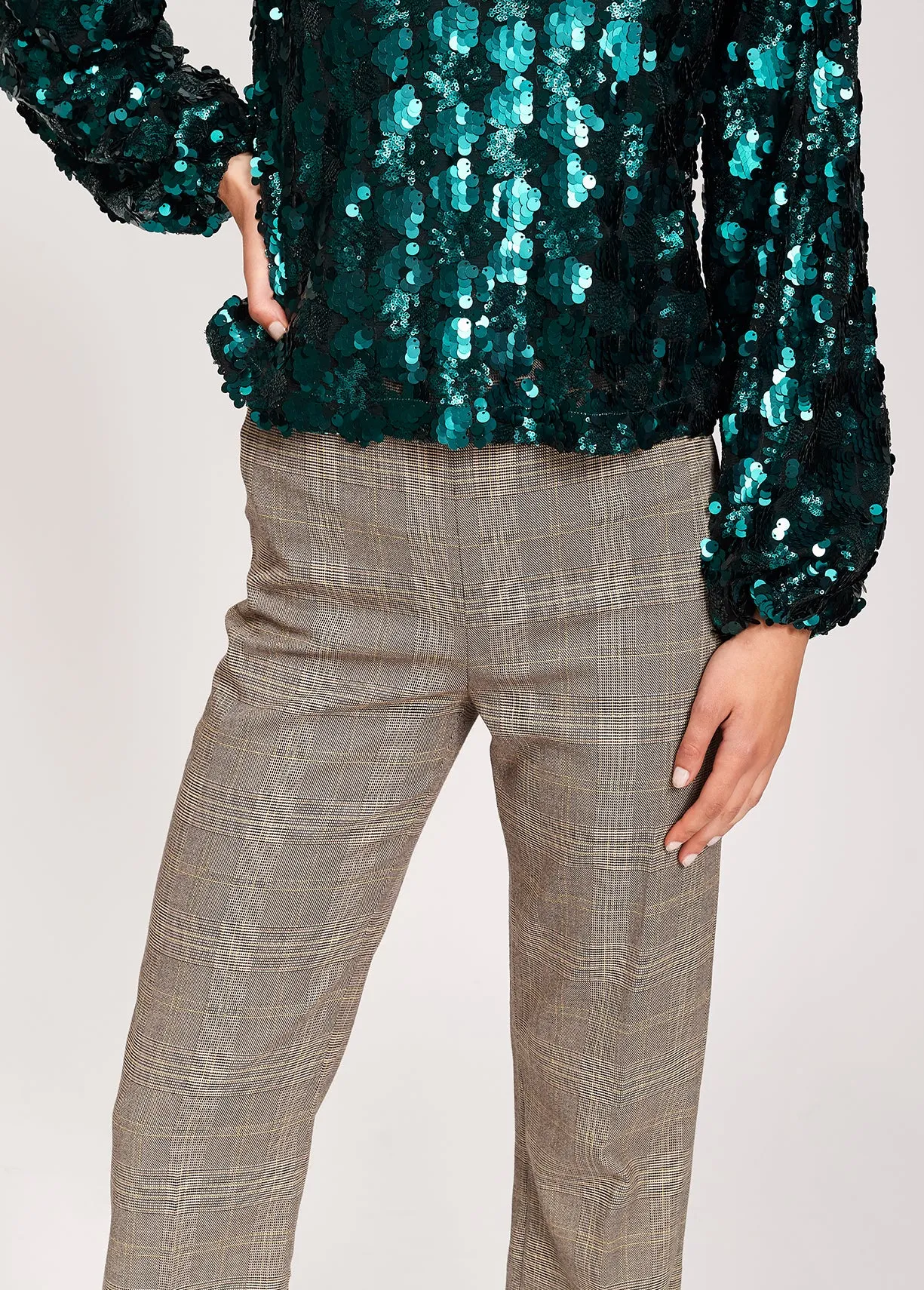 Wide leg pants