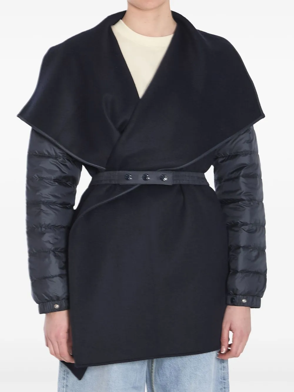 Wool and nylon cape
